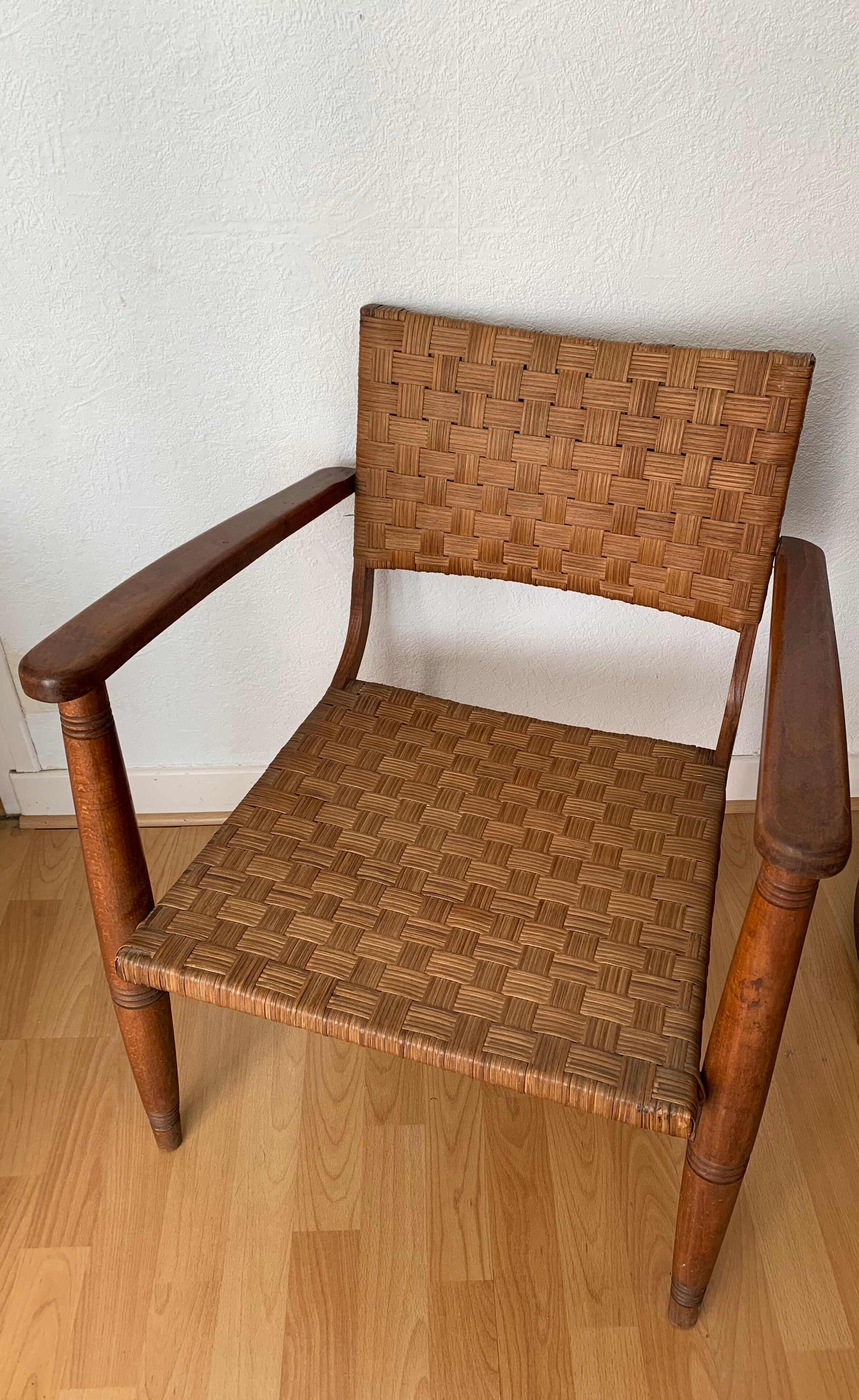 Cane chair