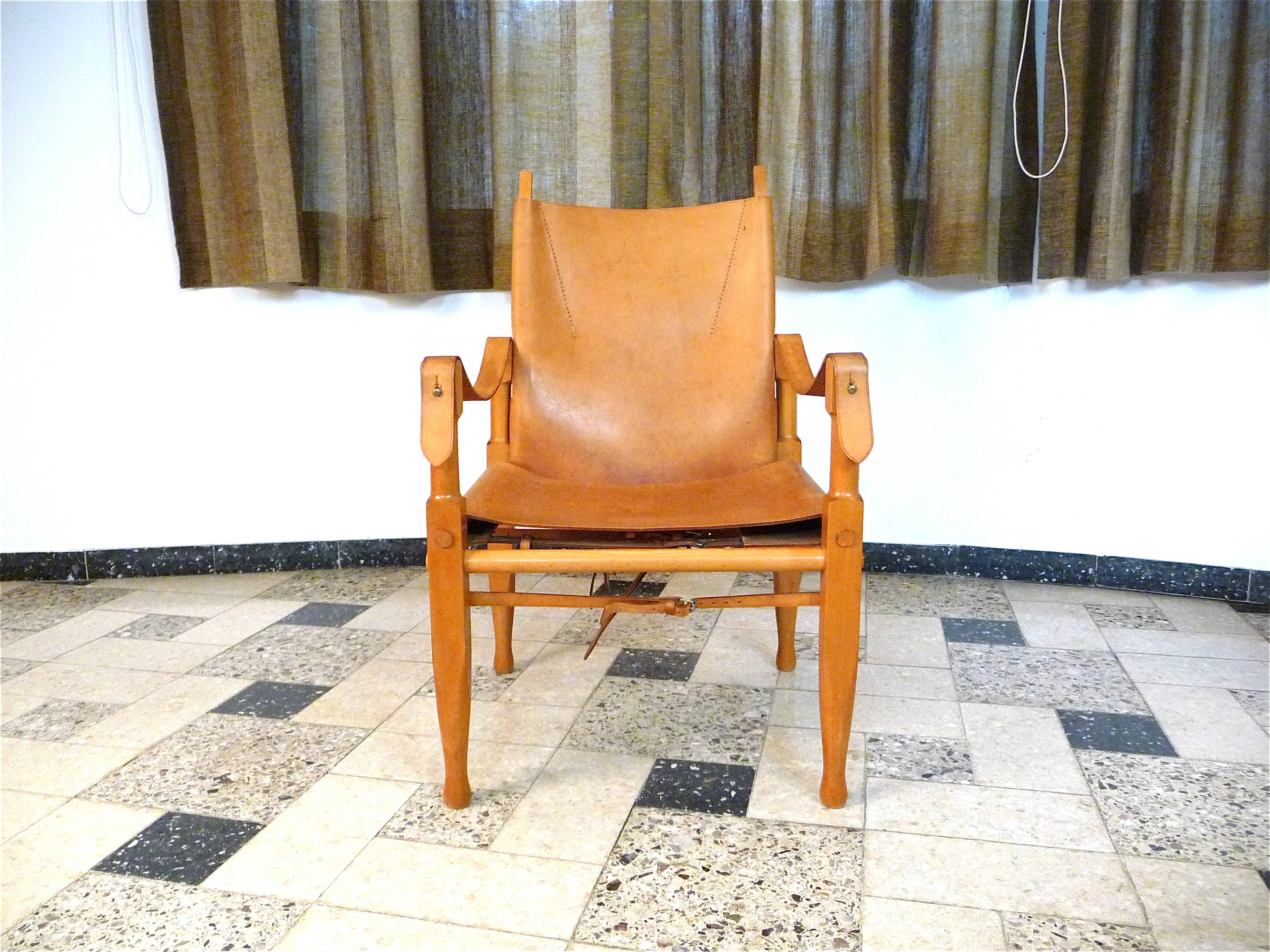 Safari chair in leather by Wilhelm Kienzle for Wohnbedarf, Switzerland 1950