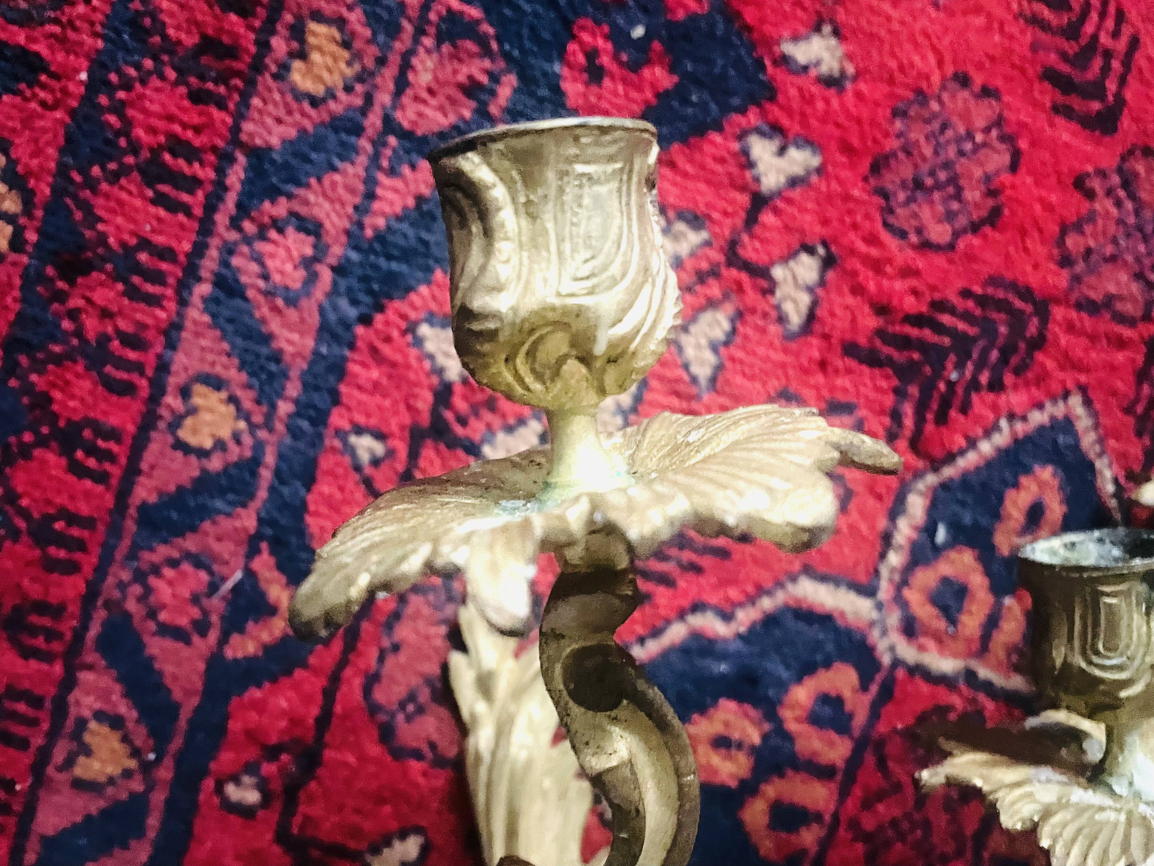 Paire d'appliques en bronze doré à 3 lumières style Louis XV