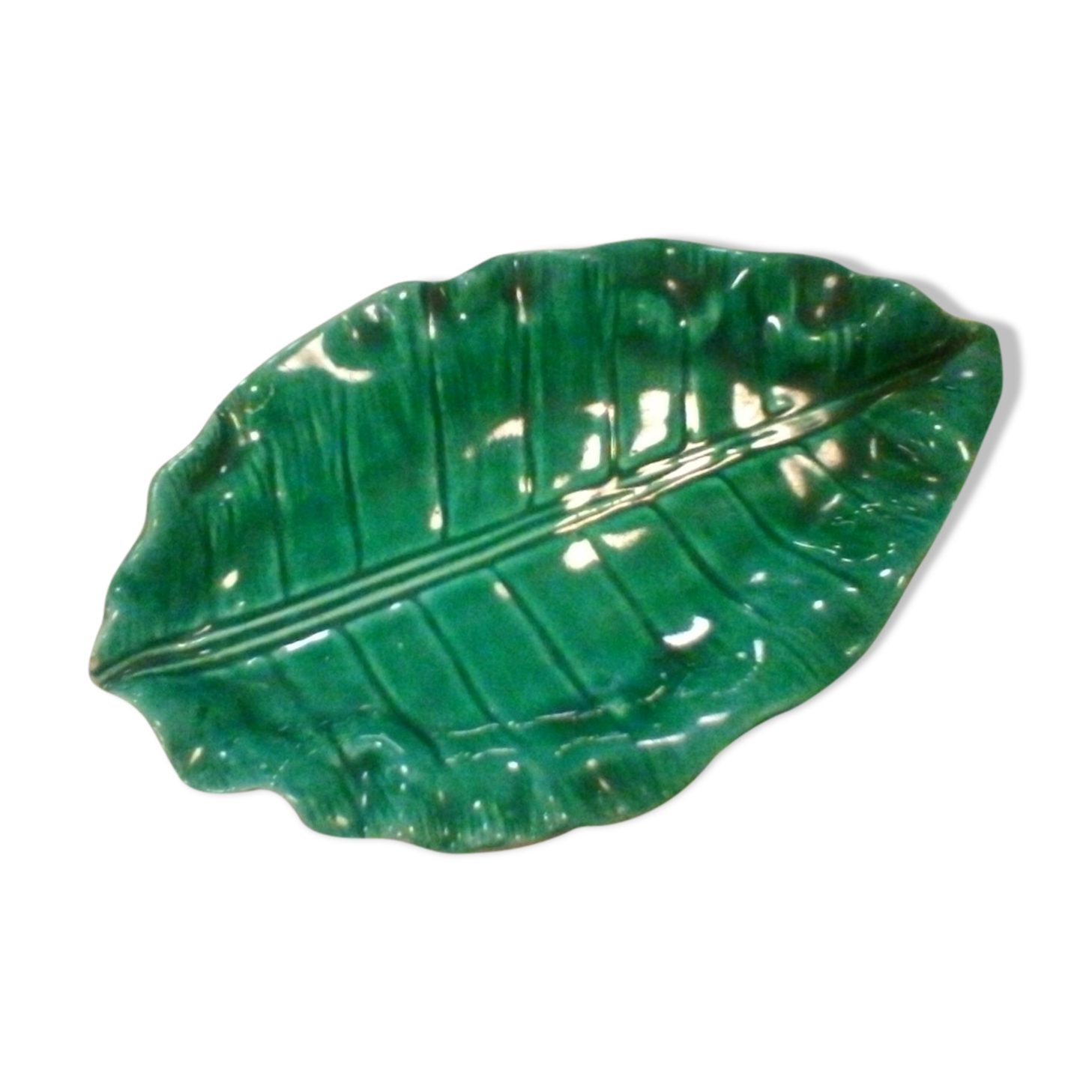 Vintage ceramic leaf-shaped dish