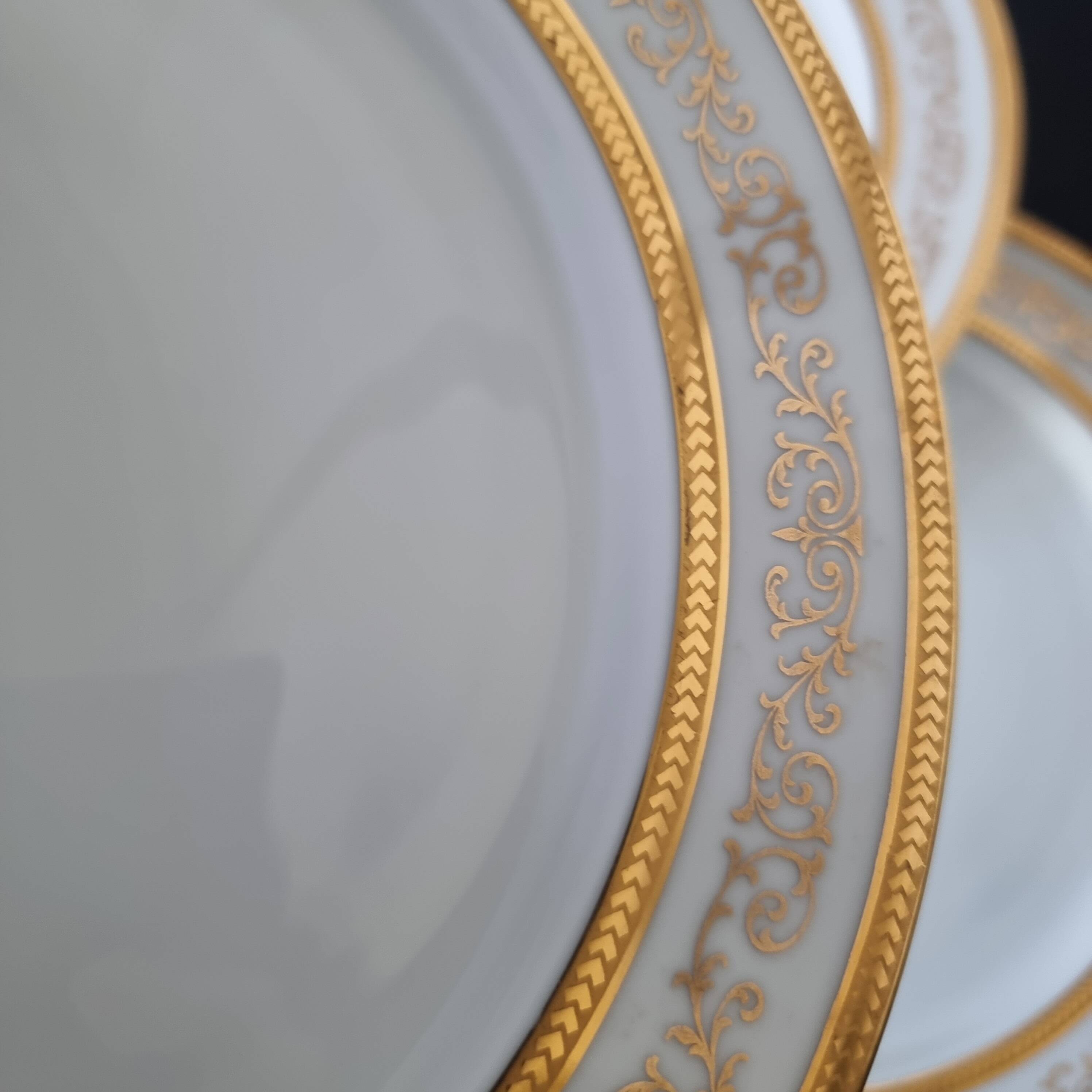 Ensemble de 6 assiettes à dessert ou à hors-d'œuvre en porcelaine fine de L