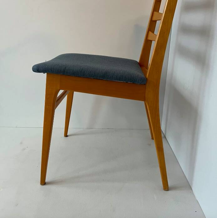 Chaise vintage bois clair Benze Sitzmobel