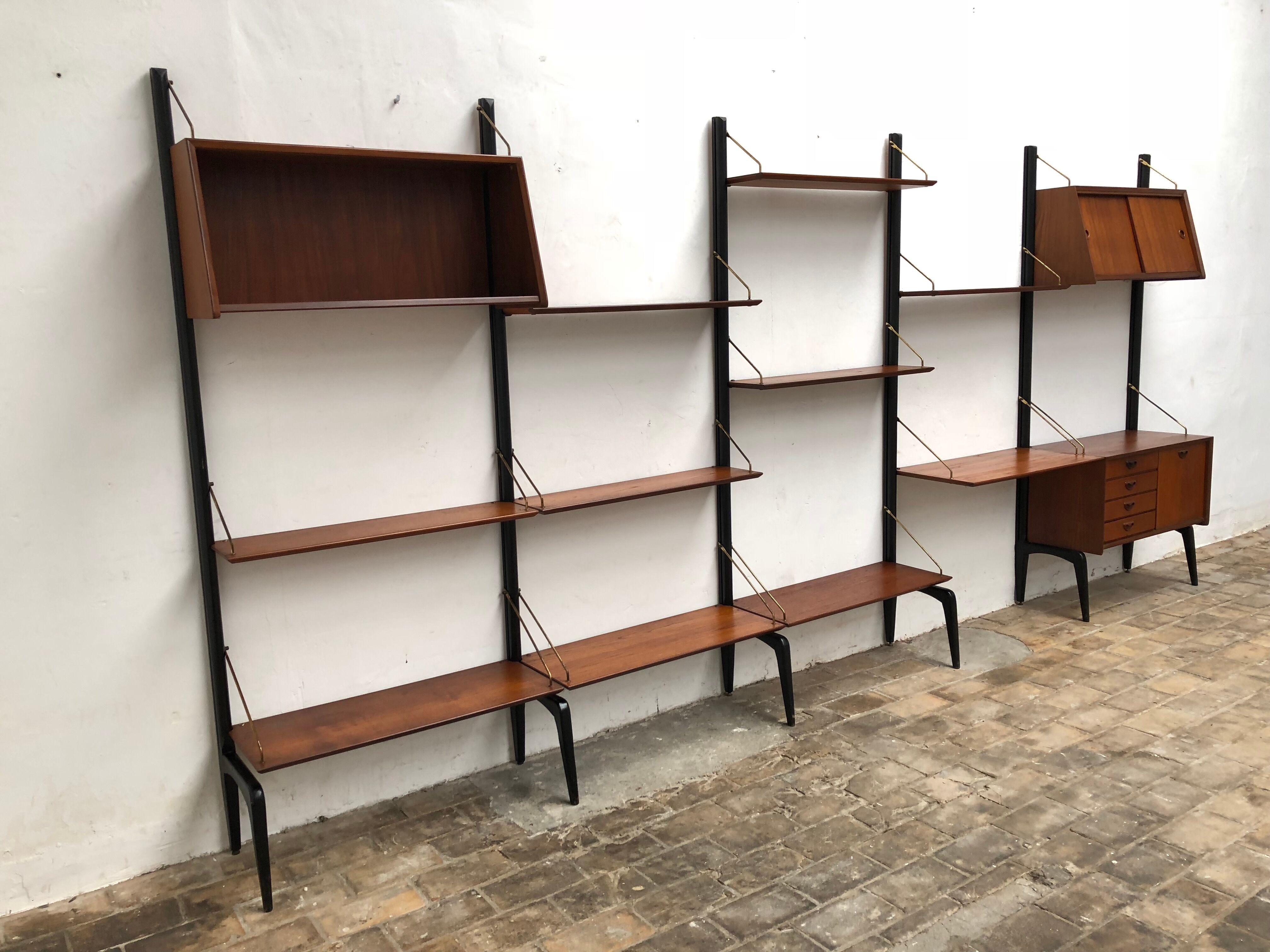Modular Shelves from Louis van Teeffelen for WeBe with 1950