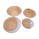 4 pink salad bowls that can be