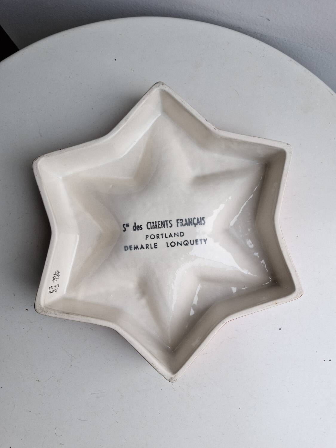 Star pocket emptier