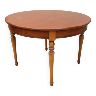 Extendable round table from the 70s - 80s