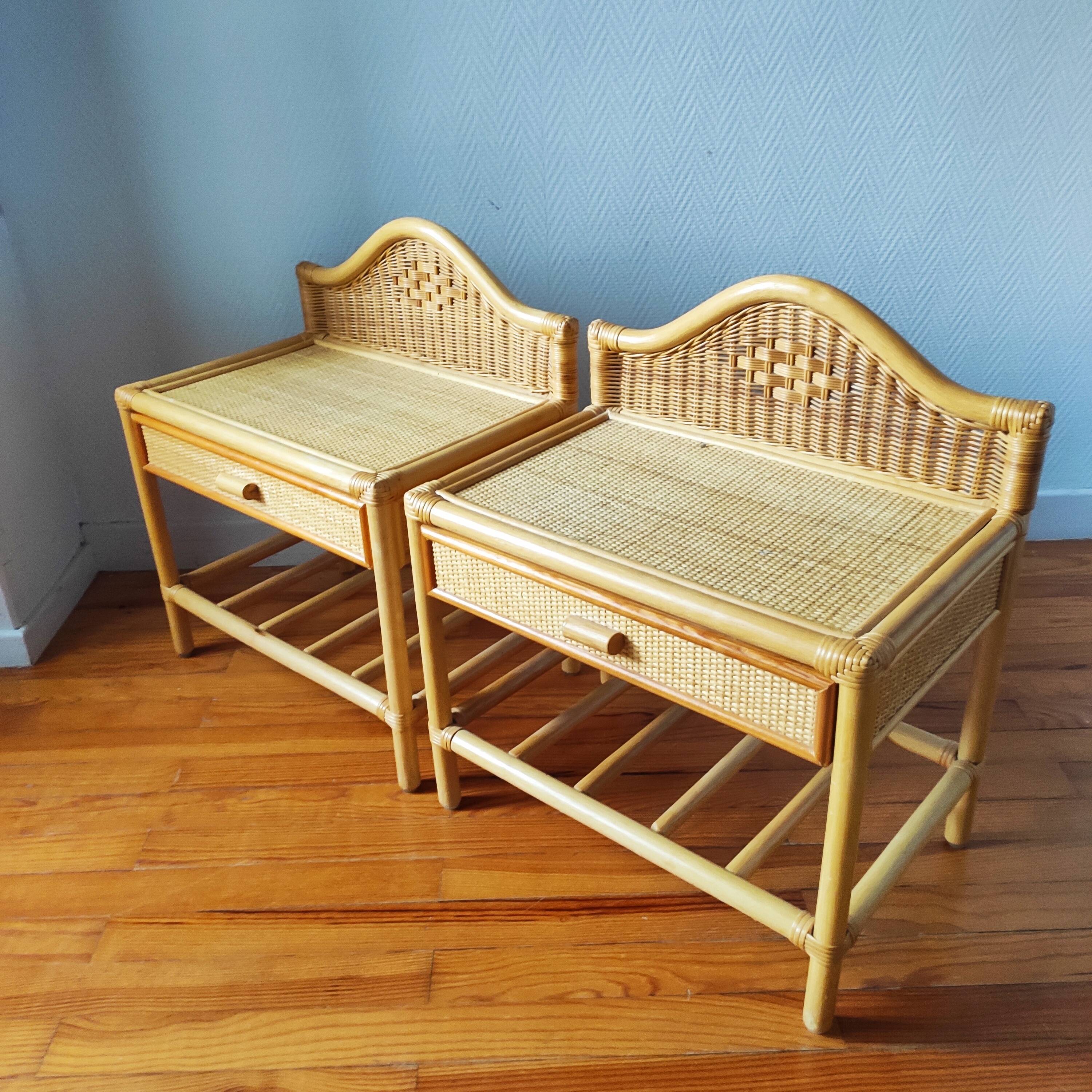 Pair of vintage 80s bedside tables in light rattan.