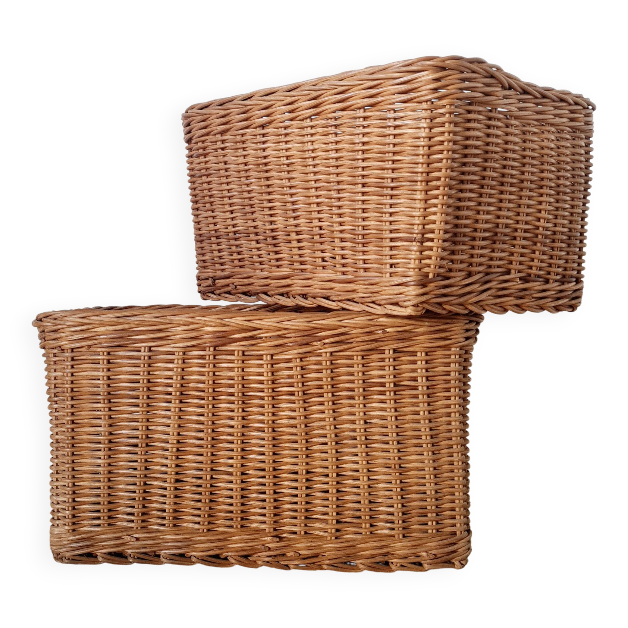 Pair of wicker baskets - wicker planters