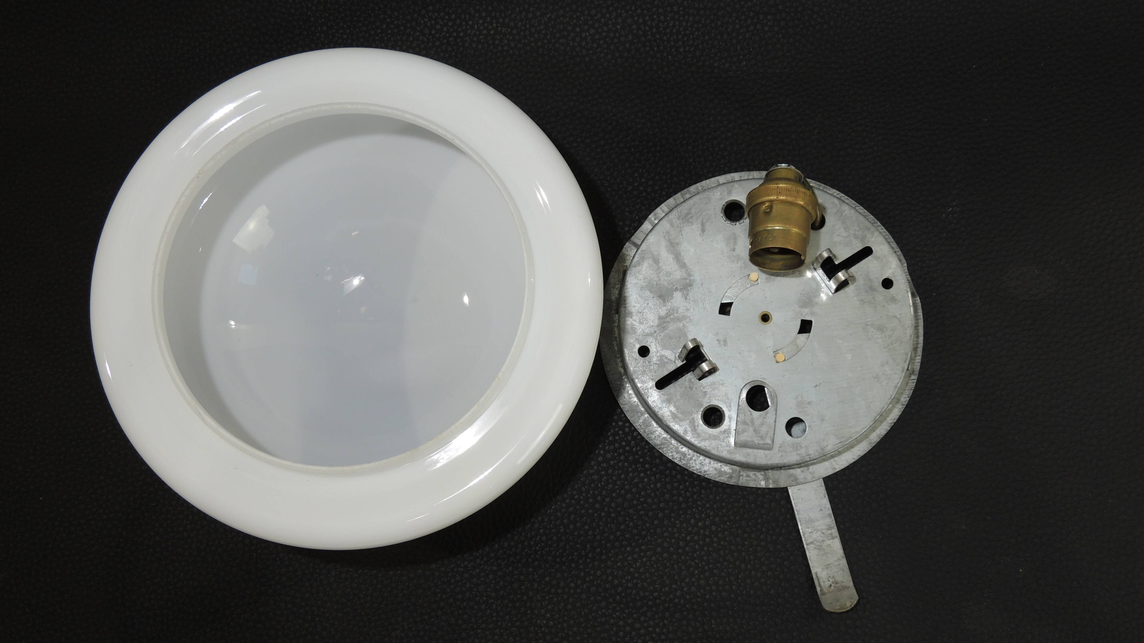 Opaline ceiling light/globe/wall light/vintage
