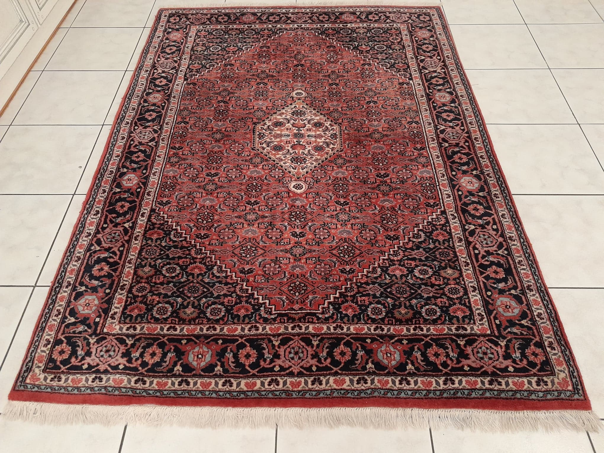 Handmade indo-bidjar rug 183x131cm