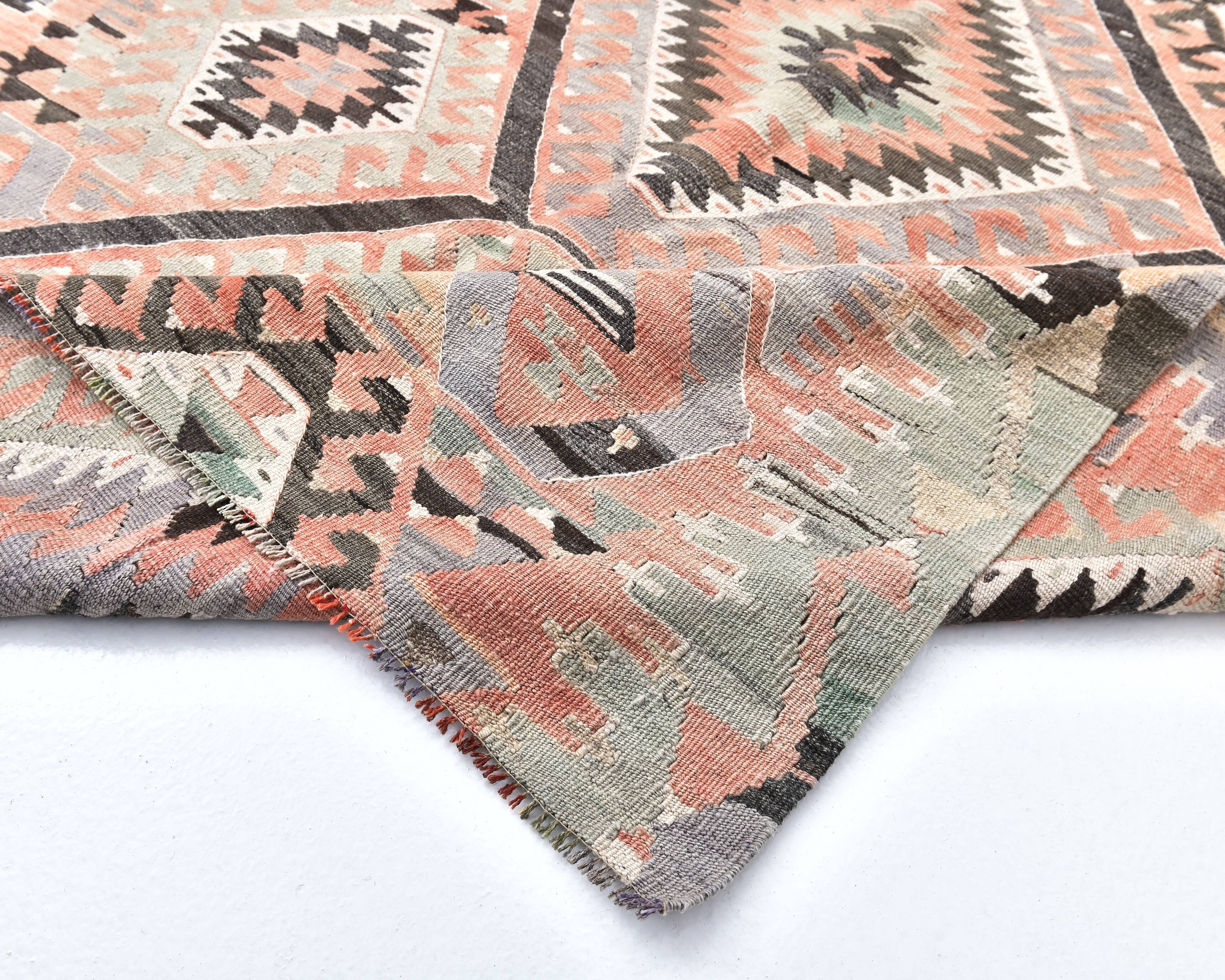 5x9 Red & Brown Tribal Kilim Rug 157x279Cm