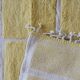 Tapis jaune contemporain