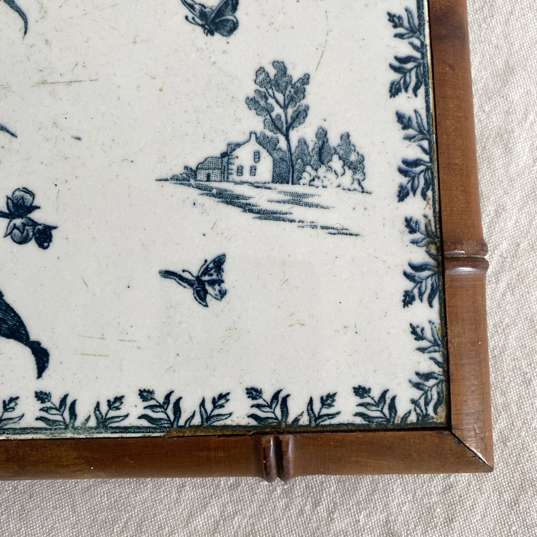 Cast iron trivet Gien Landscape and bamboo-style wood
