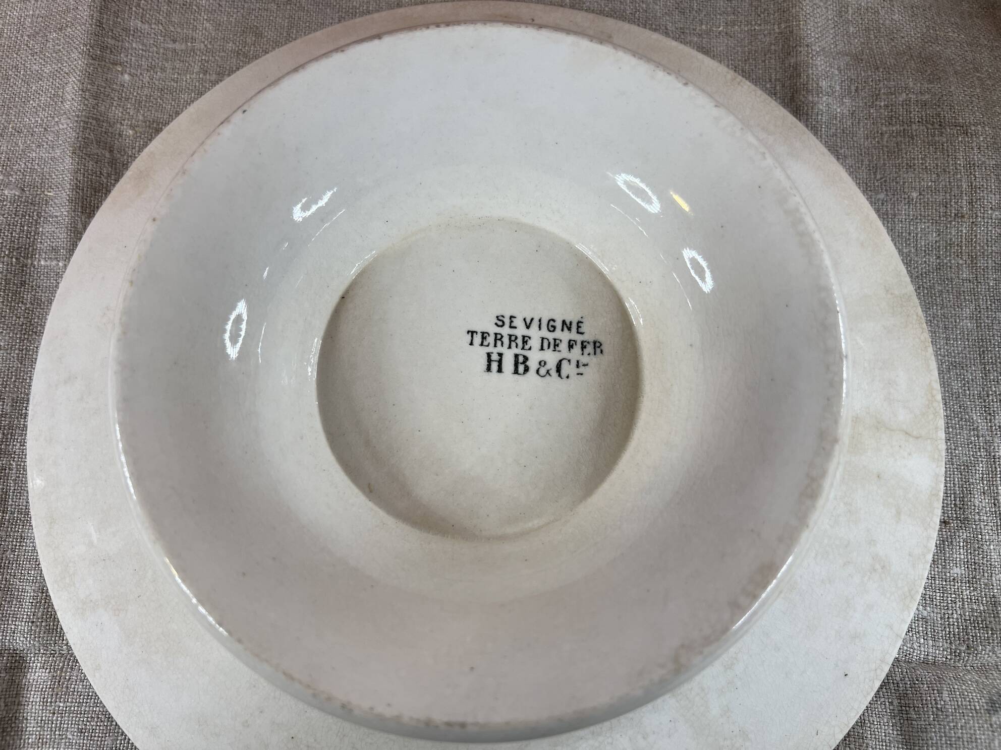 Iron earth bowl HB&Cie Choisy Sévigné