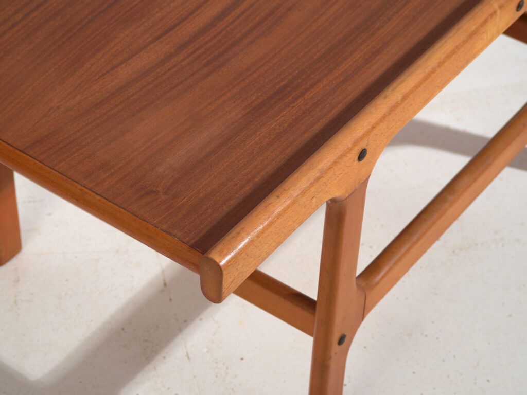 Table basse vintage en teck et hêtre style scandinave – Scandinavie, vers 1960