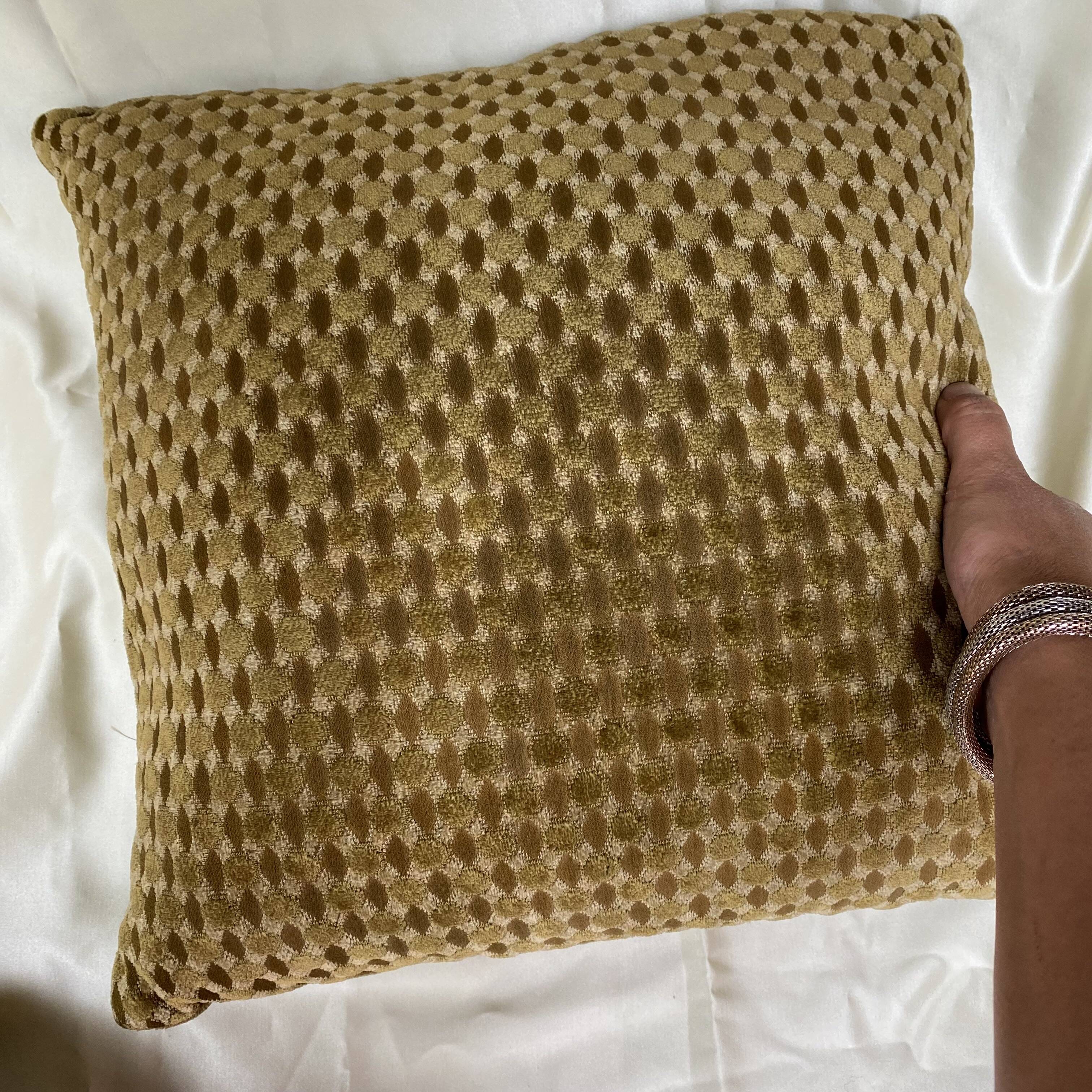 Coussin en velour vintage