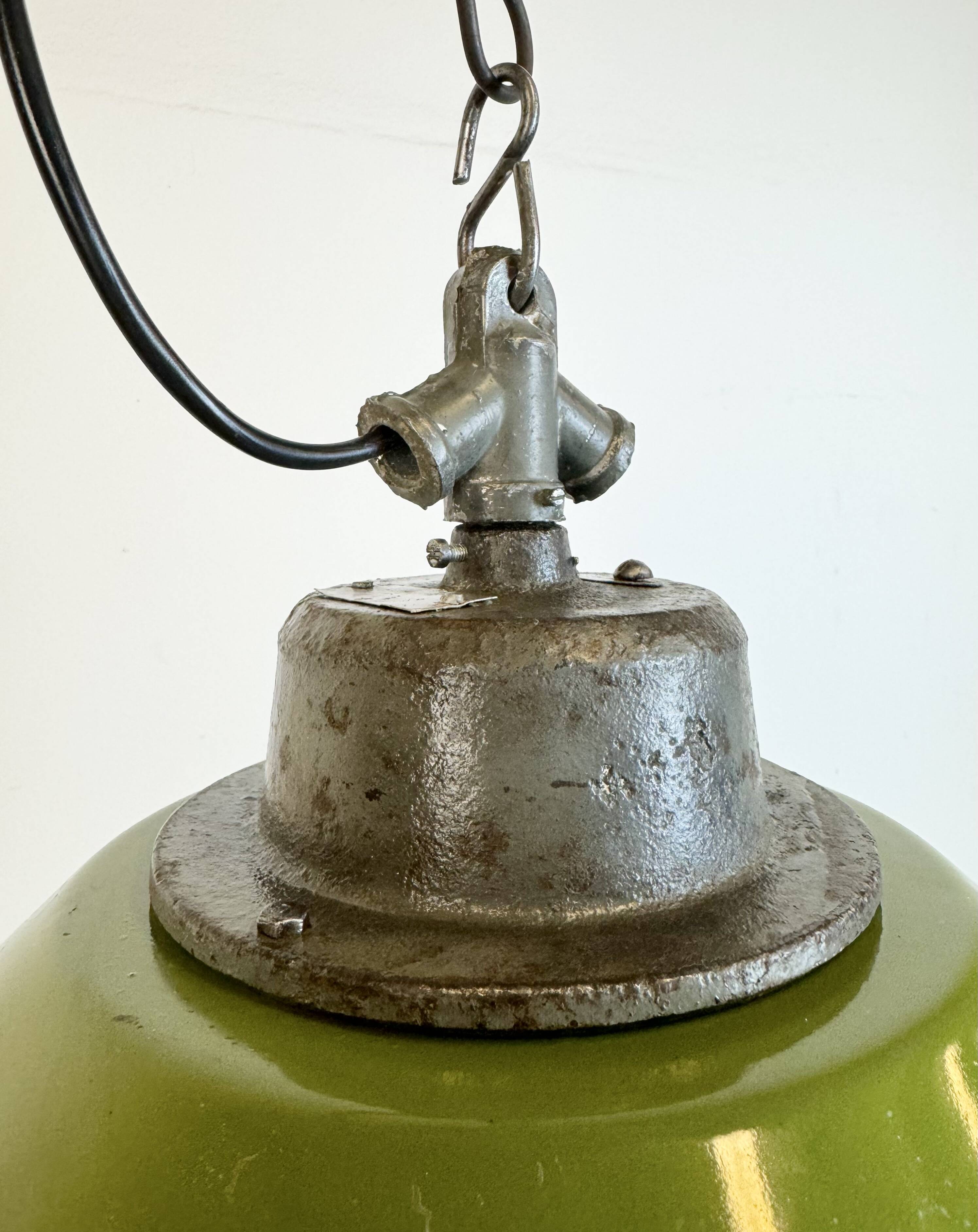 Green Enamel and Cast Iron Industrial Pendant Light, 1960s