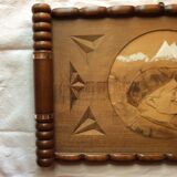 Ancien plateau bois massif sculpté, avec plaque de verre - années 50