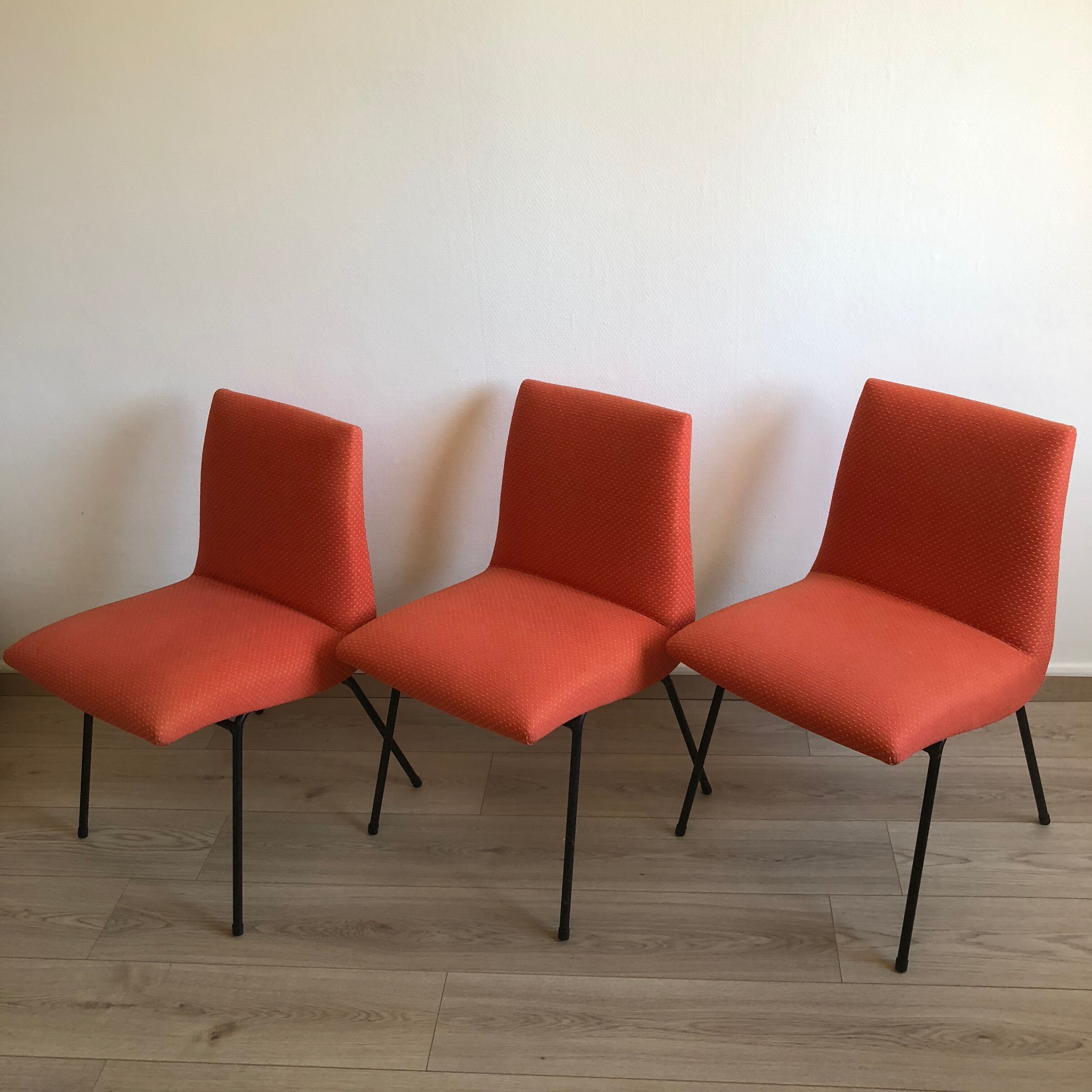 Suite 3 vintage chairs 1950 CM 145 Pierre Paulin