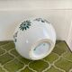 Vase boule pique fleurs