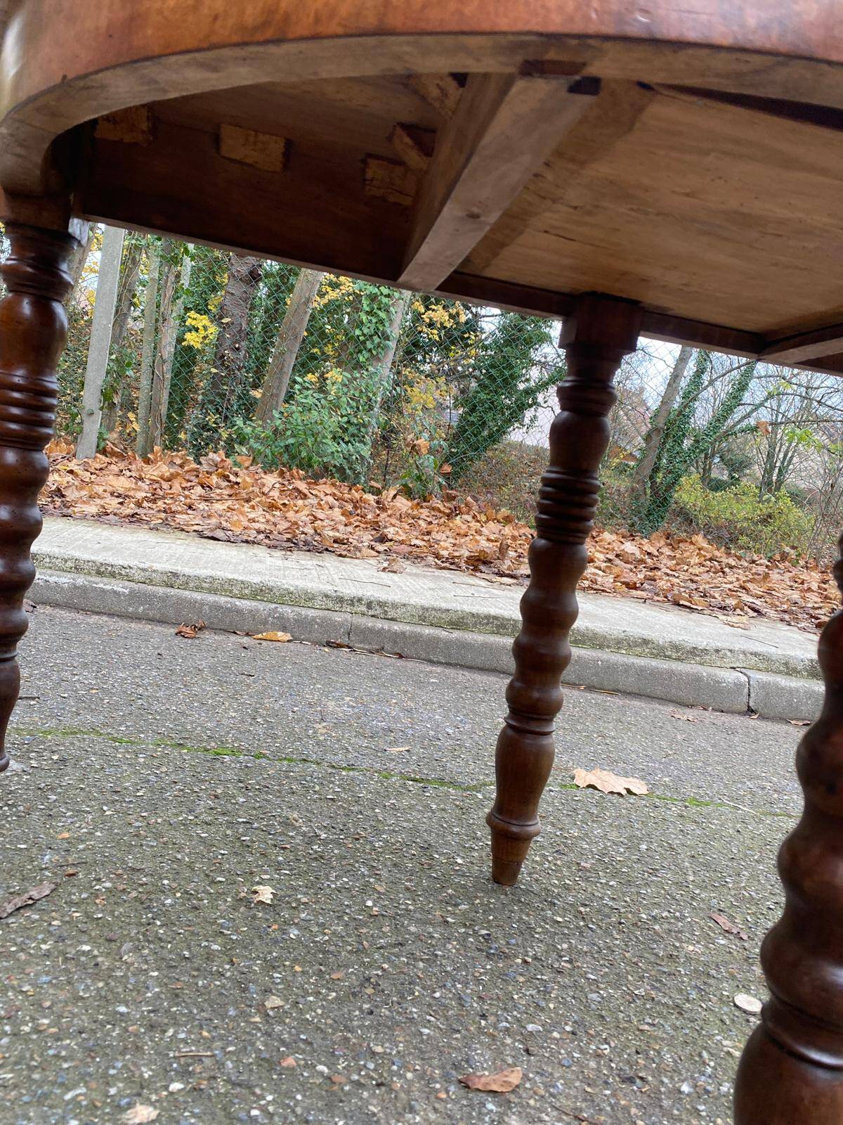 Round extendable dining table with drop leaf, 19th century console table