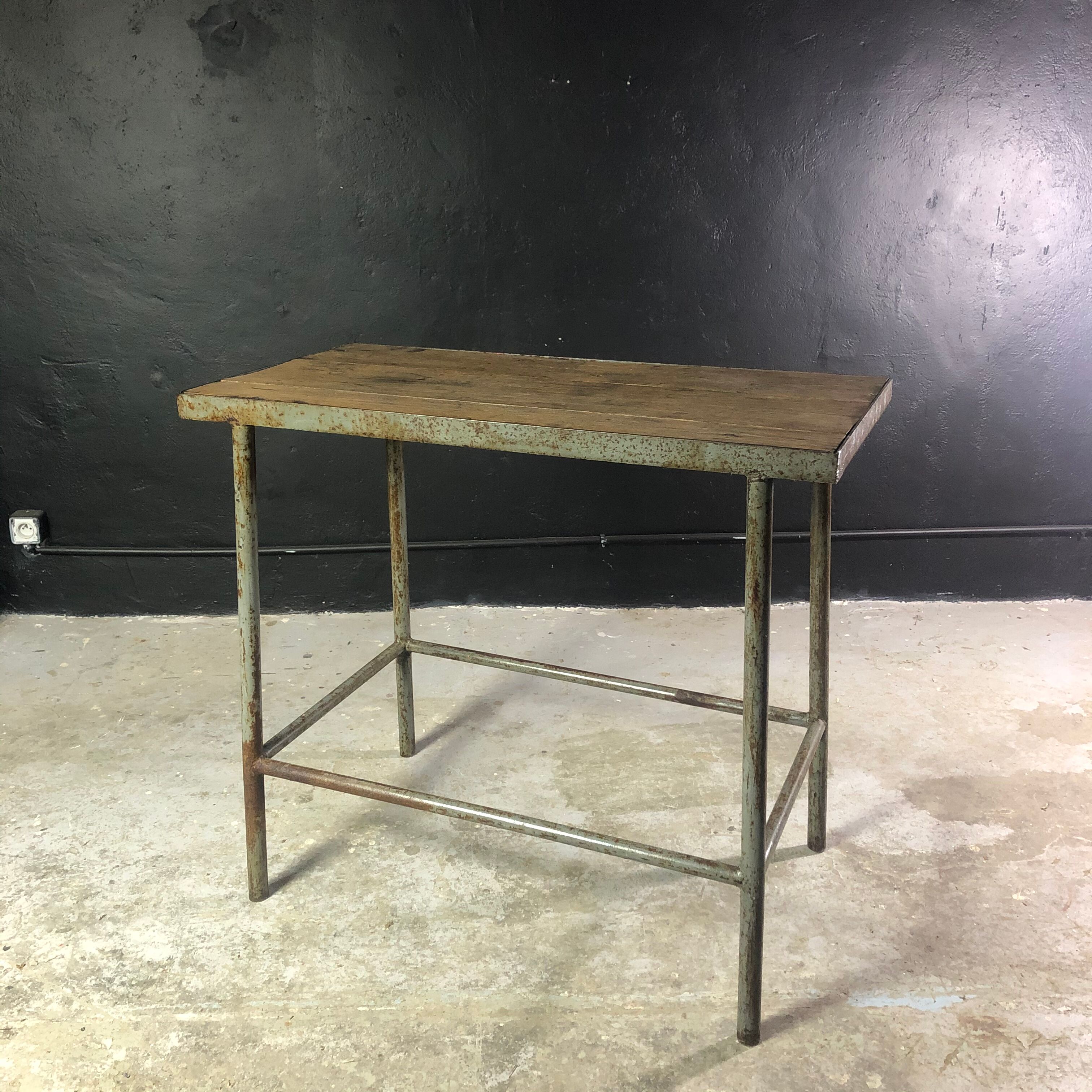 Table haute industrielle métal et bois