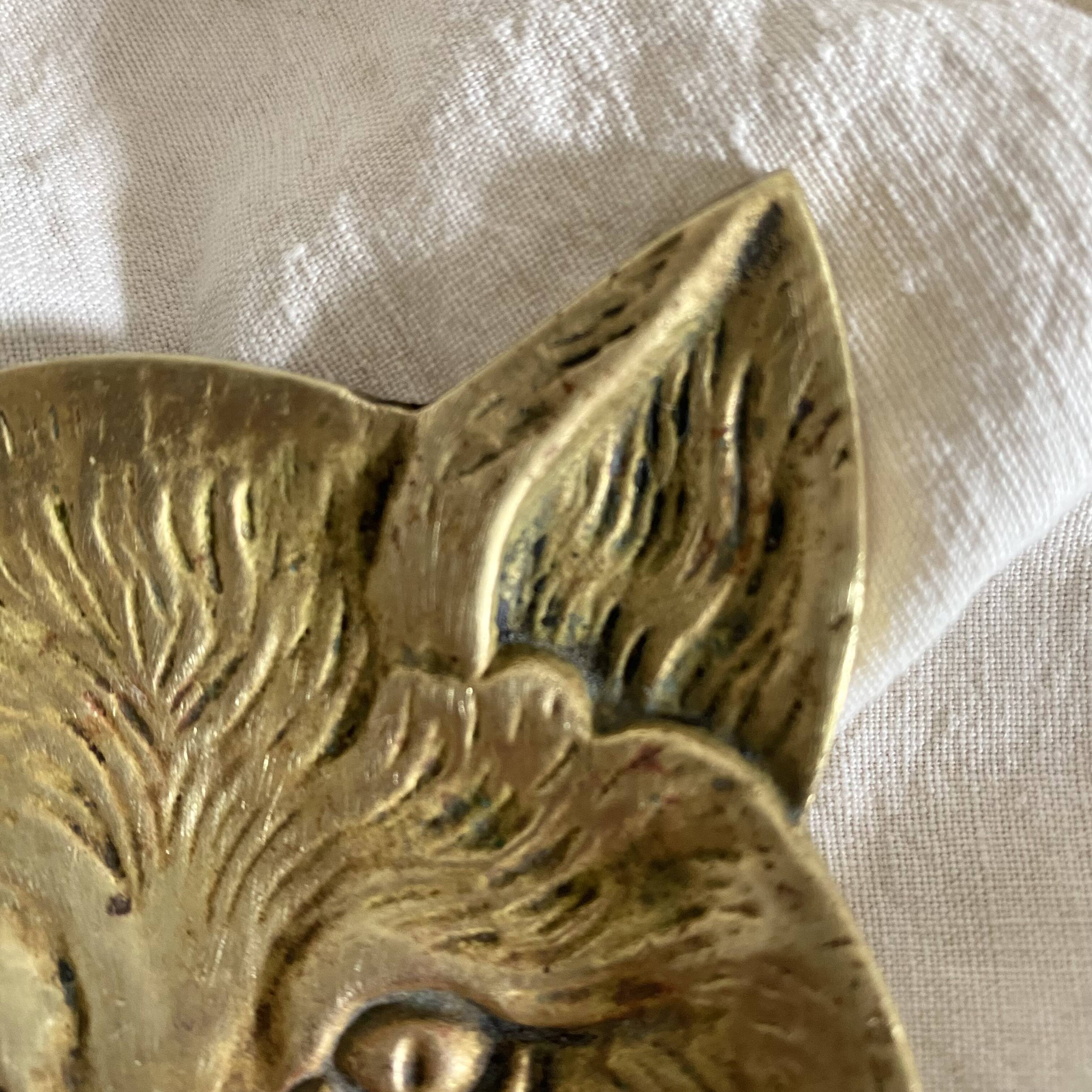 Ashtray, cat pocket emptier in gilded brass