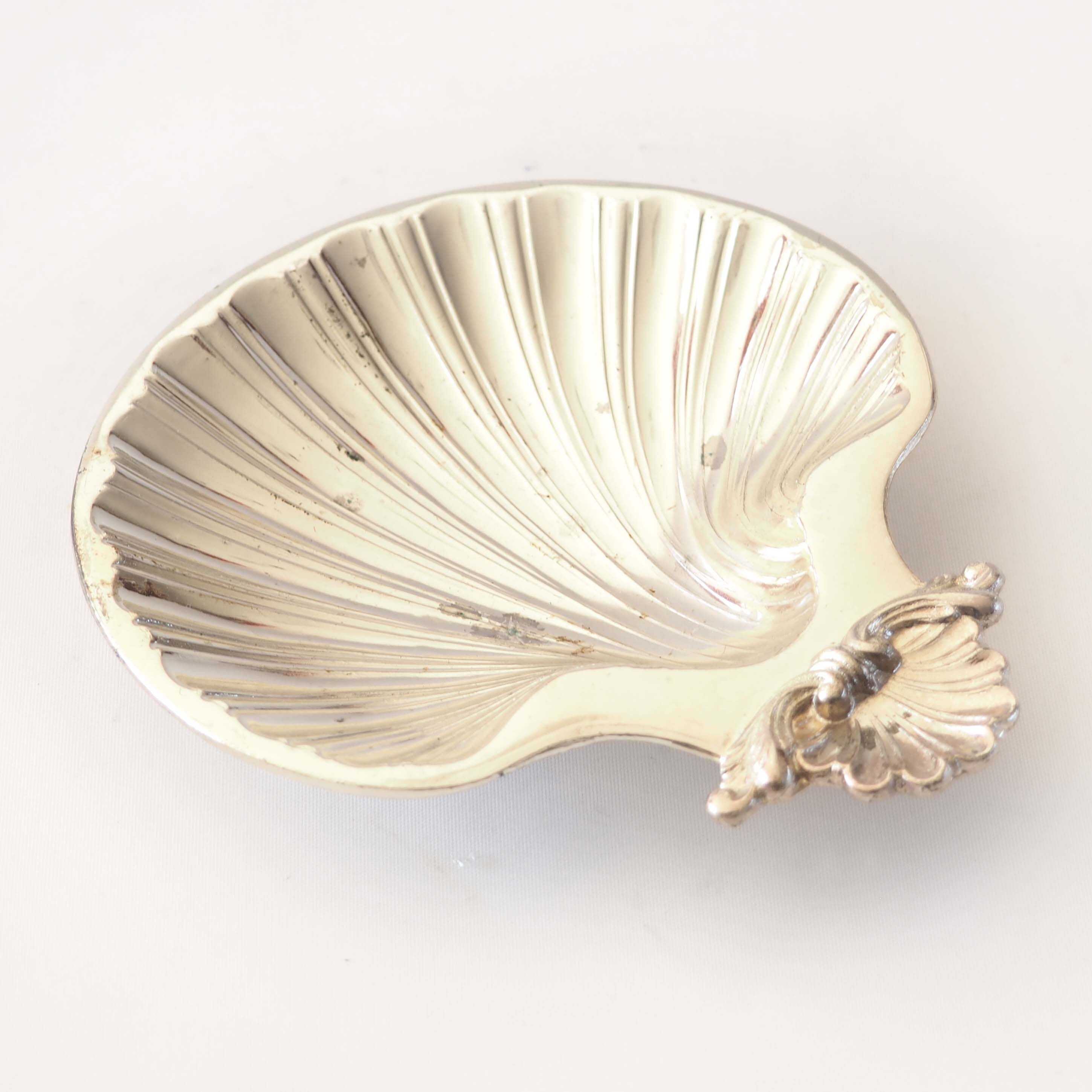 Ramequin st jaques in silver metal