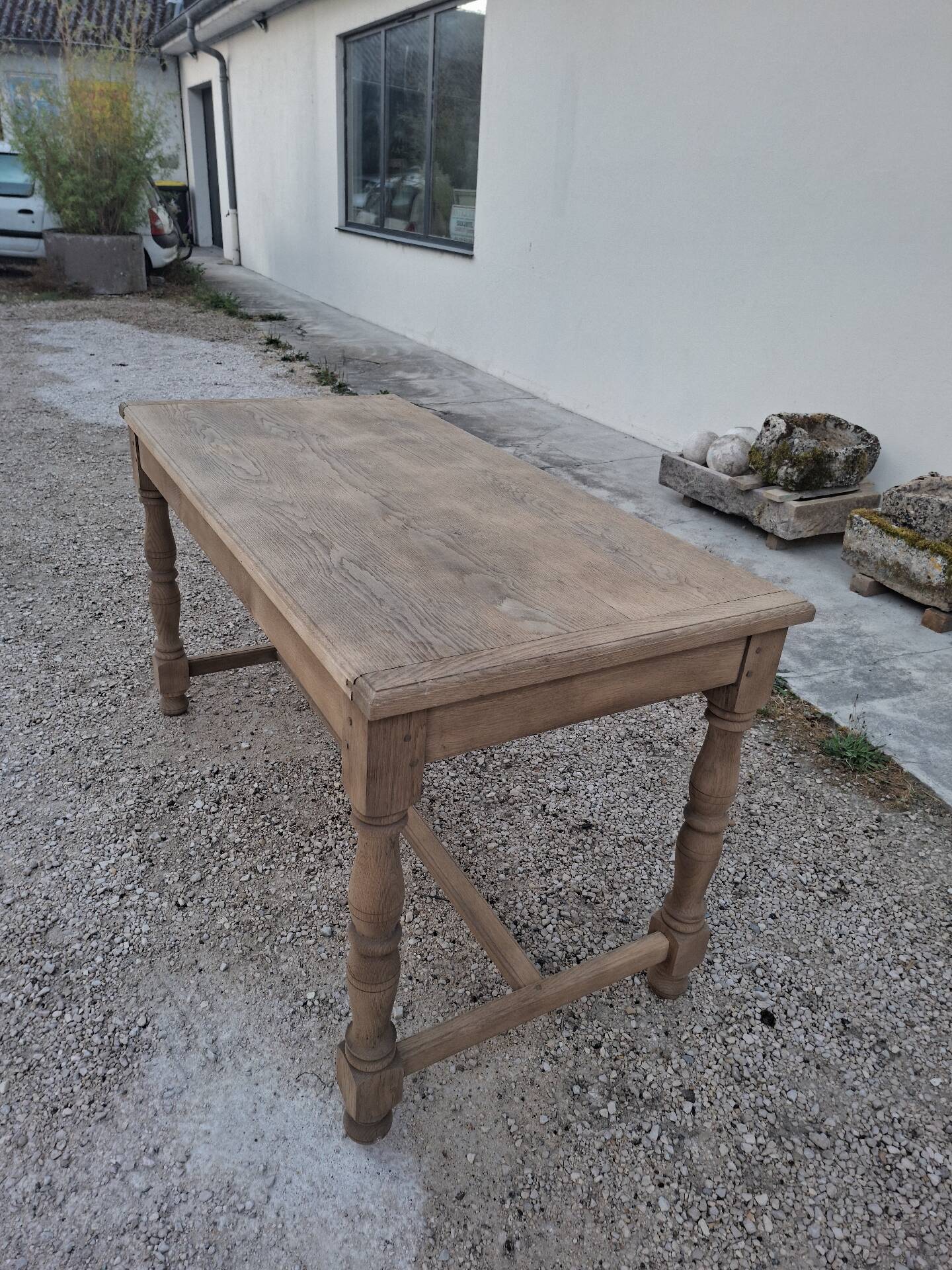 Solid oak farmhouse table fully sandblasted.
