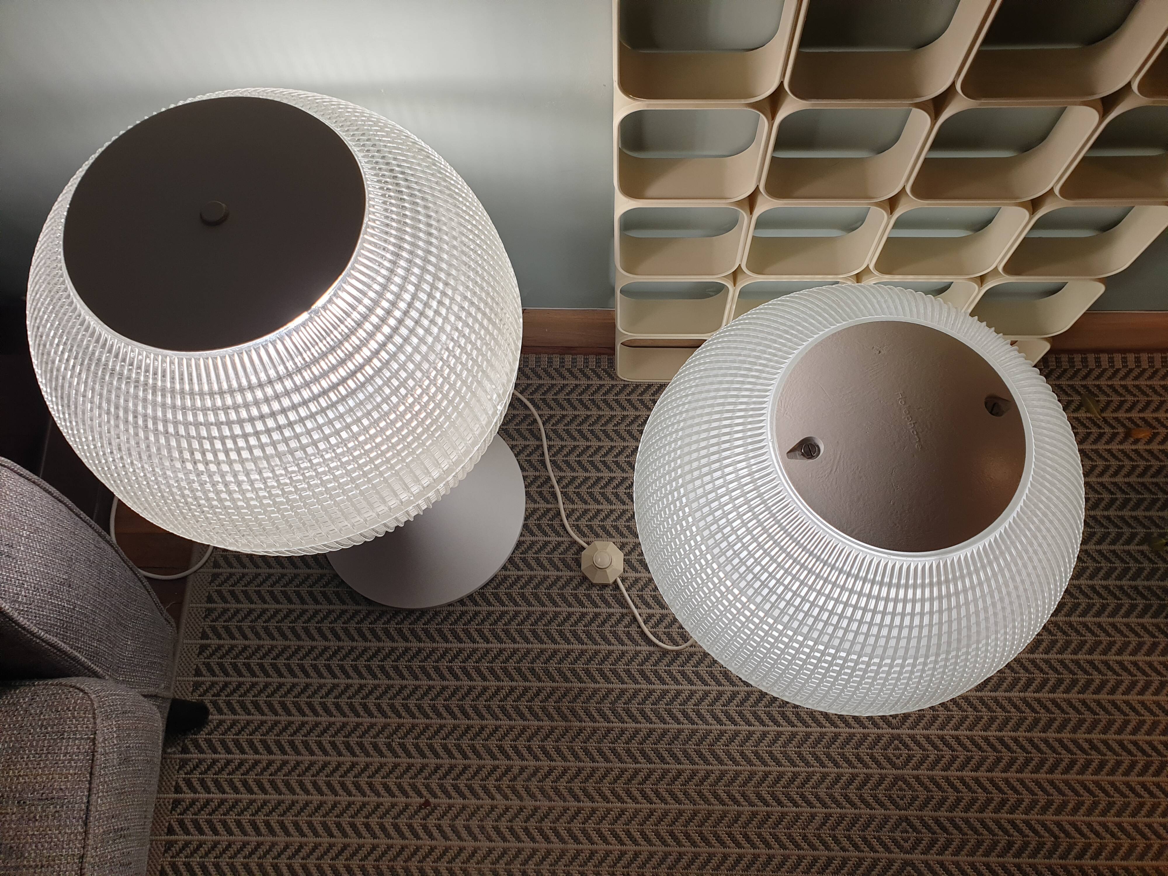 Parisian street lamp globle holophane 1970