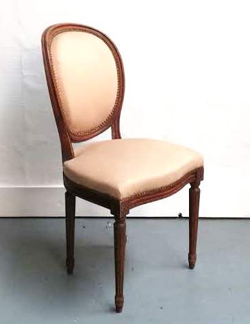 Lot de 5 chaises médaillon style Louis XVI