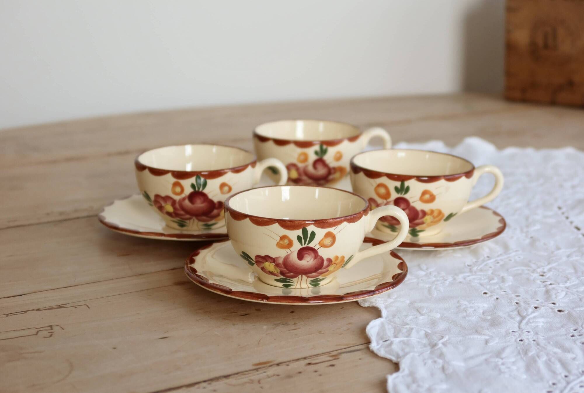 Vintage tea cups in Longchamp earthenware - Agen model