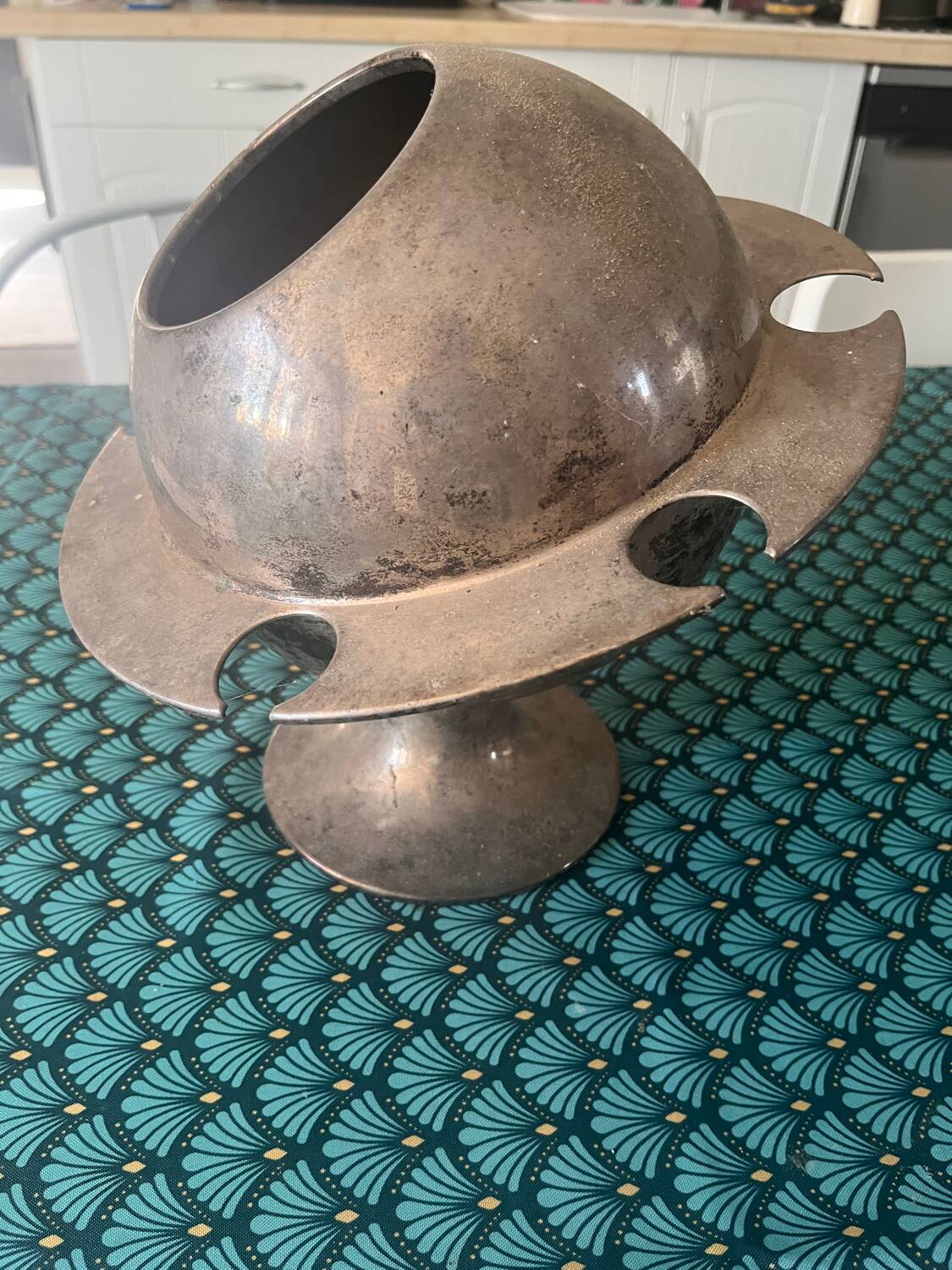 Michel d'Artois Saturn champagne bucket and flute holder