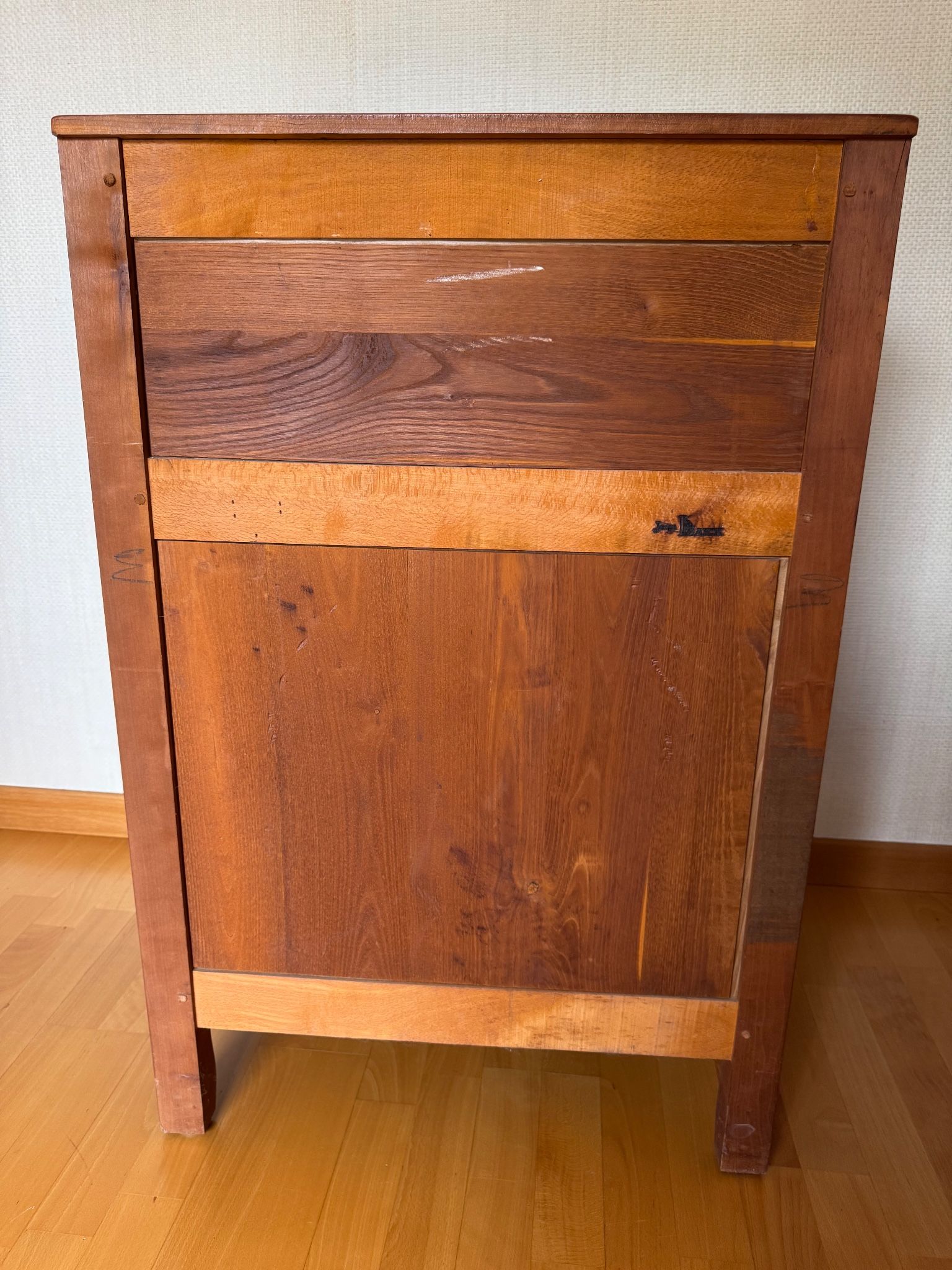 Secretary with drop-down front, signed Jean Laick, master cabinetmaker, cherry wood.