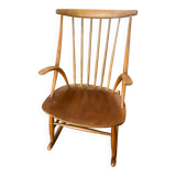 Chaise a bascule en bois