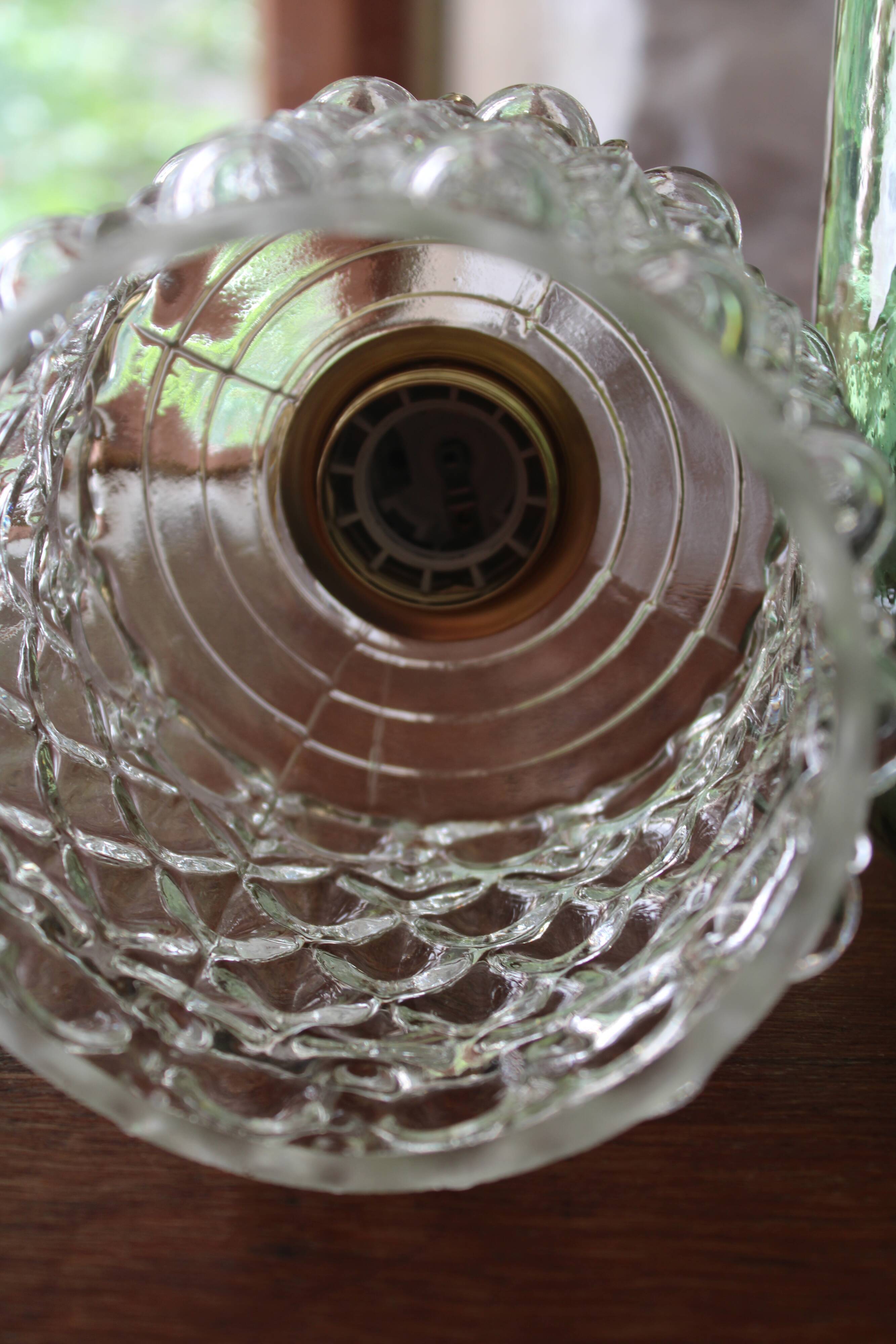 Moulded glass hanging lamp