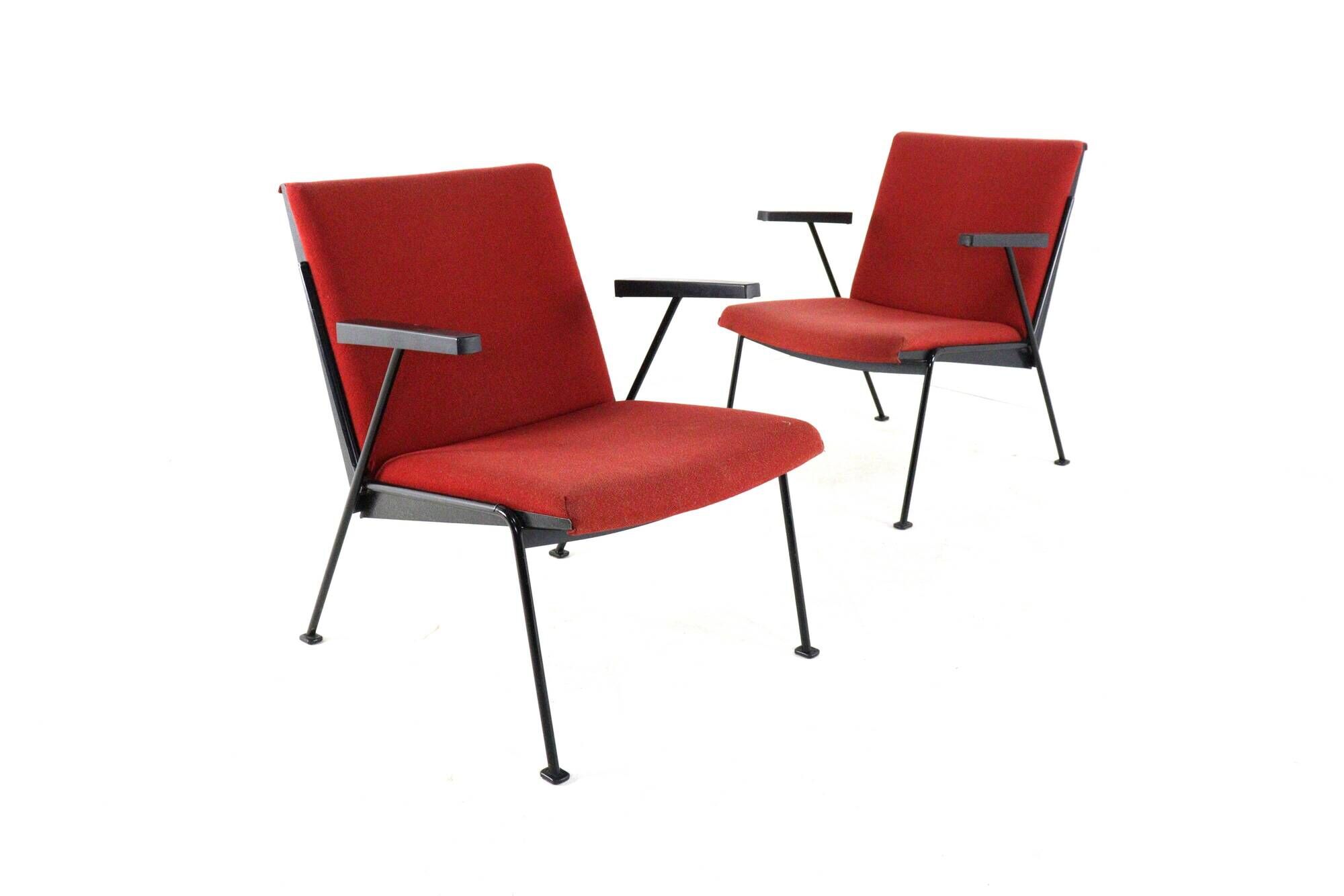 Wim Rietveld for Ahrend de Cirkel 'Oase' armchair | dutch design