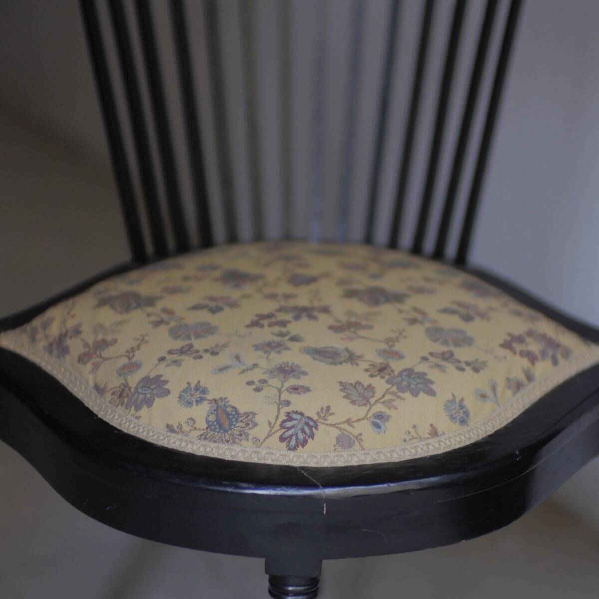 Armchair with armrests attributed to Adolf Loos, 1940s.