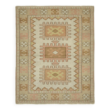 Turkish Vintage Anatolian Rug 139 cm x 166 cm