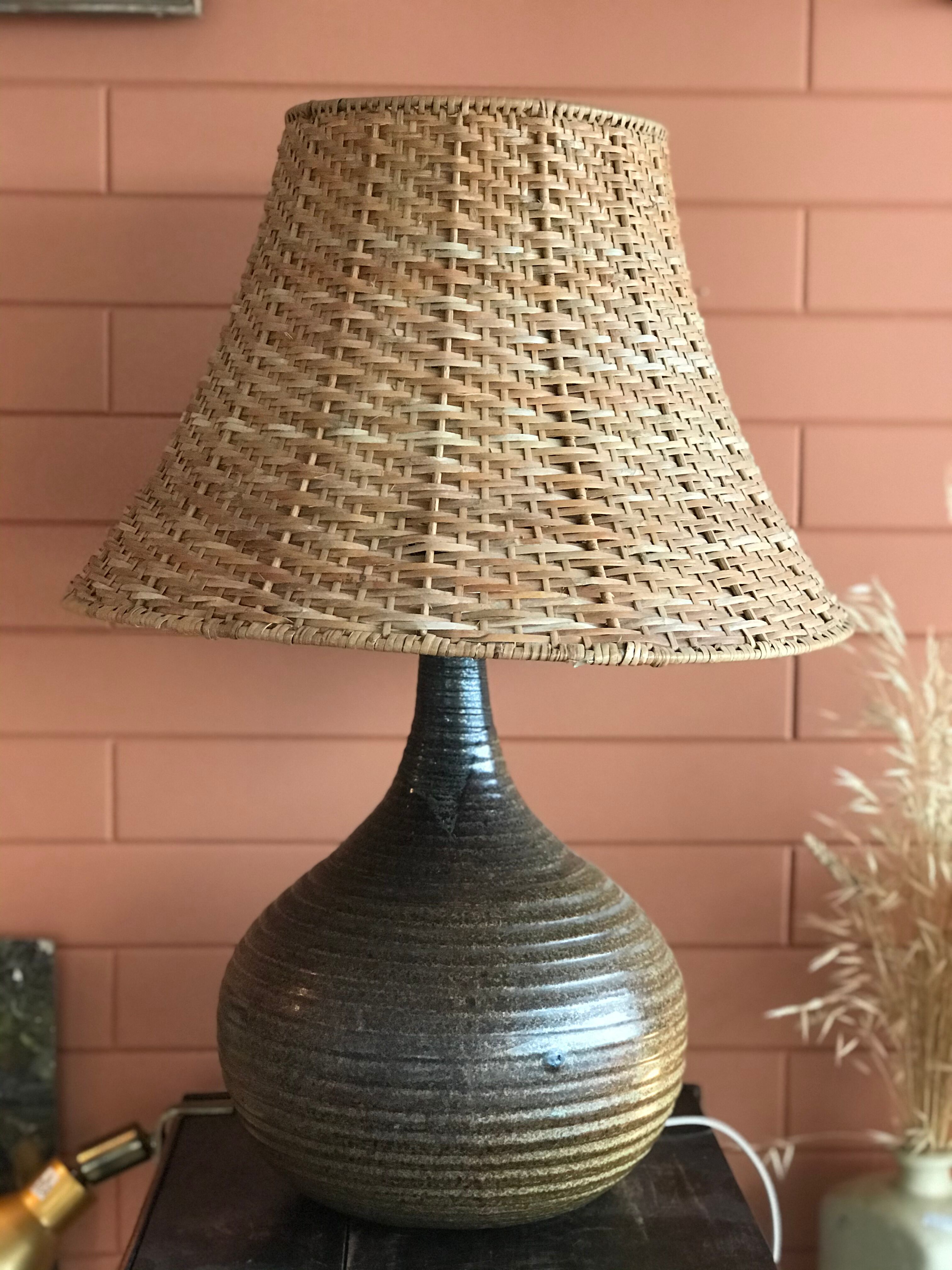 Pied de lampe en grès