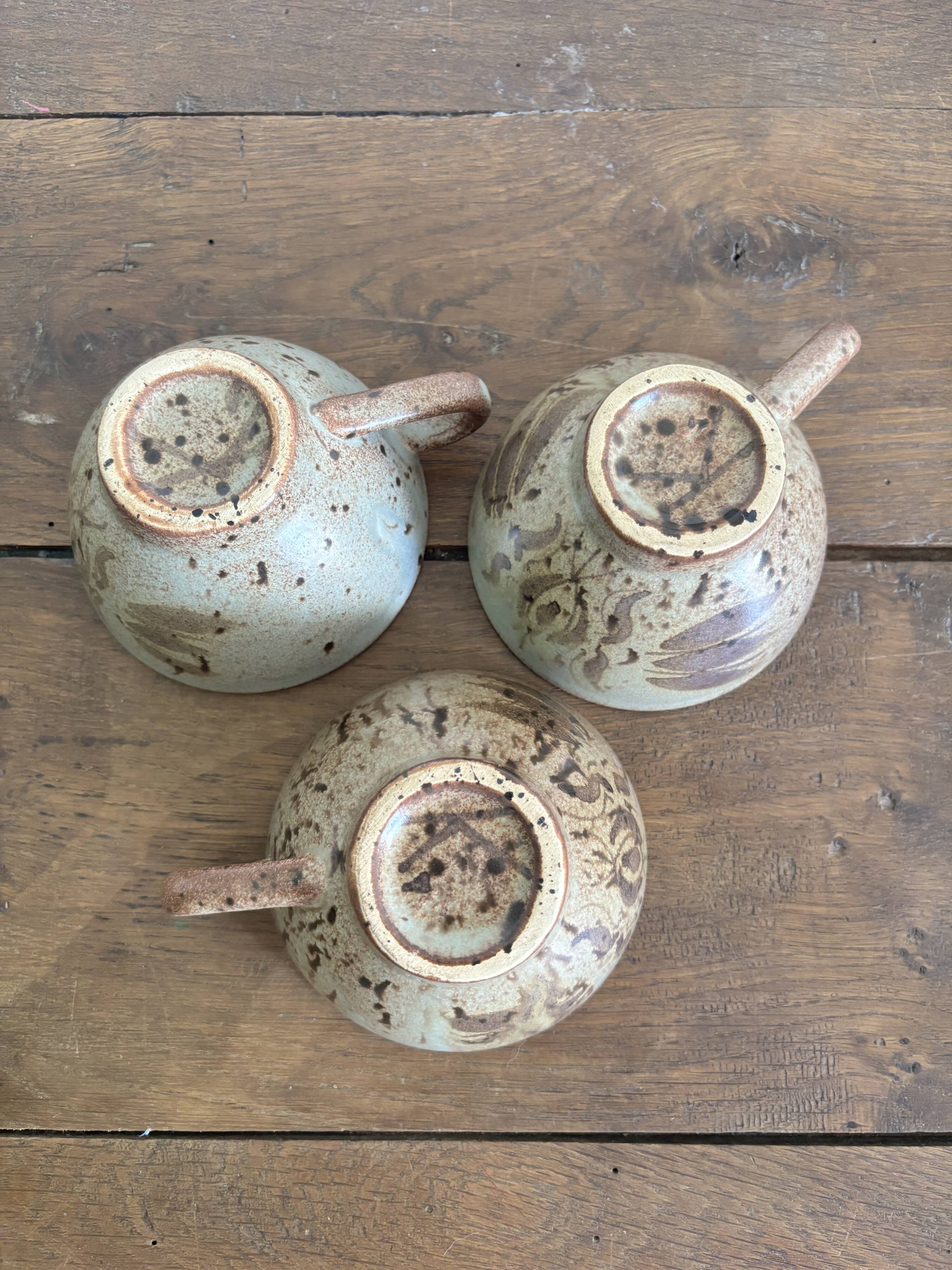 Set of 3 vintage speckled stoneware mugs