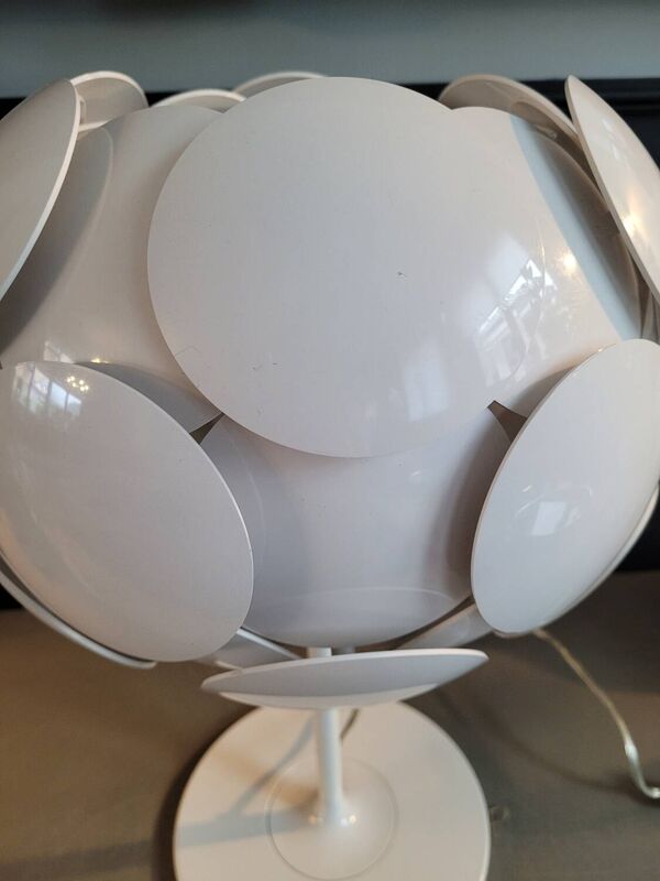 Lampe fleur pied tulipe