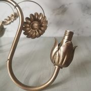 Wall lamp golden metal flowers