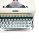 Machine à écrire Halda Kaki portable 1958 vintage