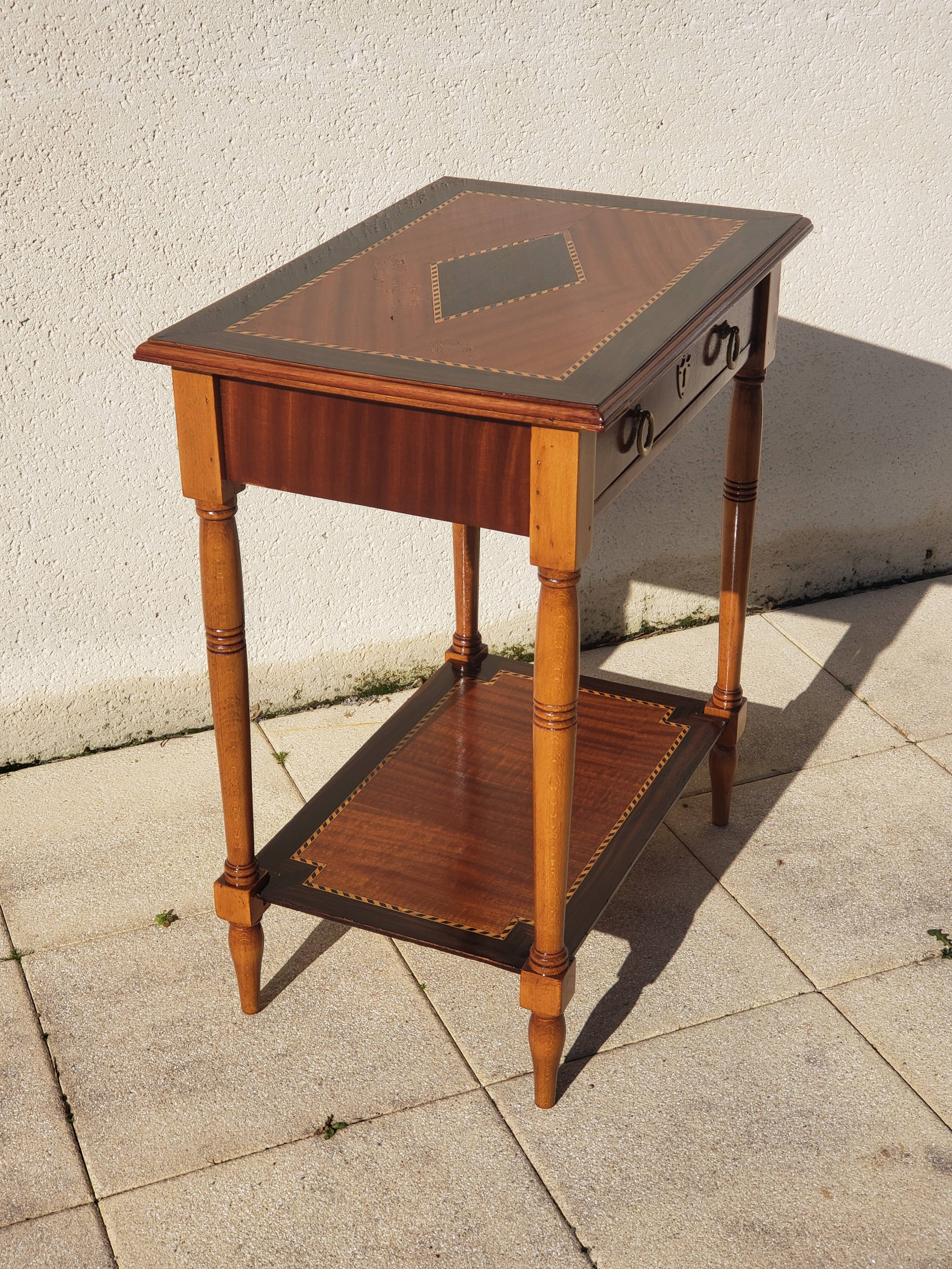 Table d'appoint ancienne console vintage antique marquetée