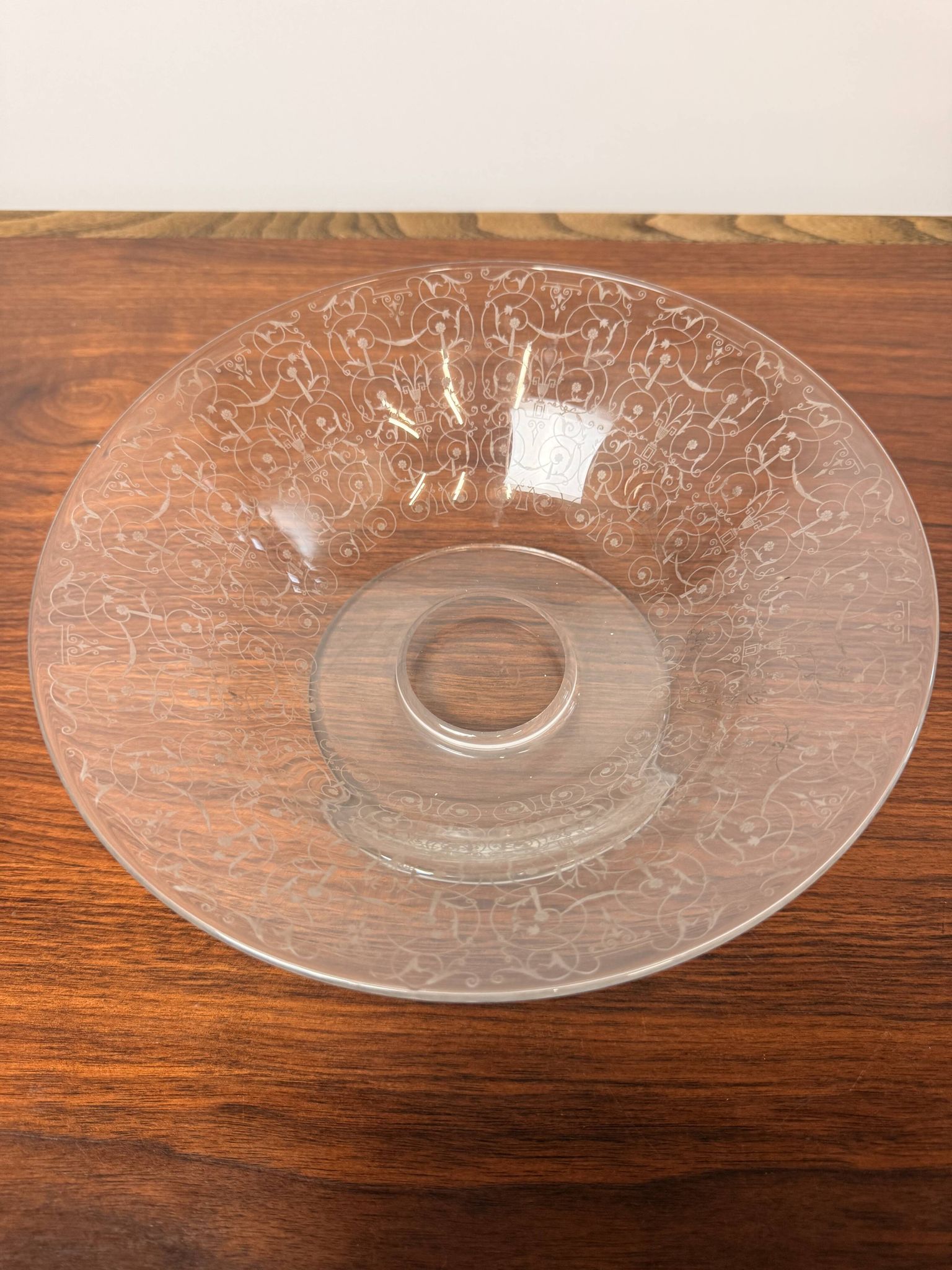 Coupe sur pied Baccarat modèle Michel-Ange – Cristal gravé ancien