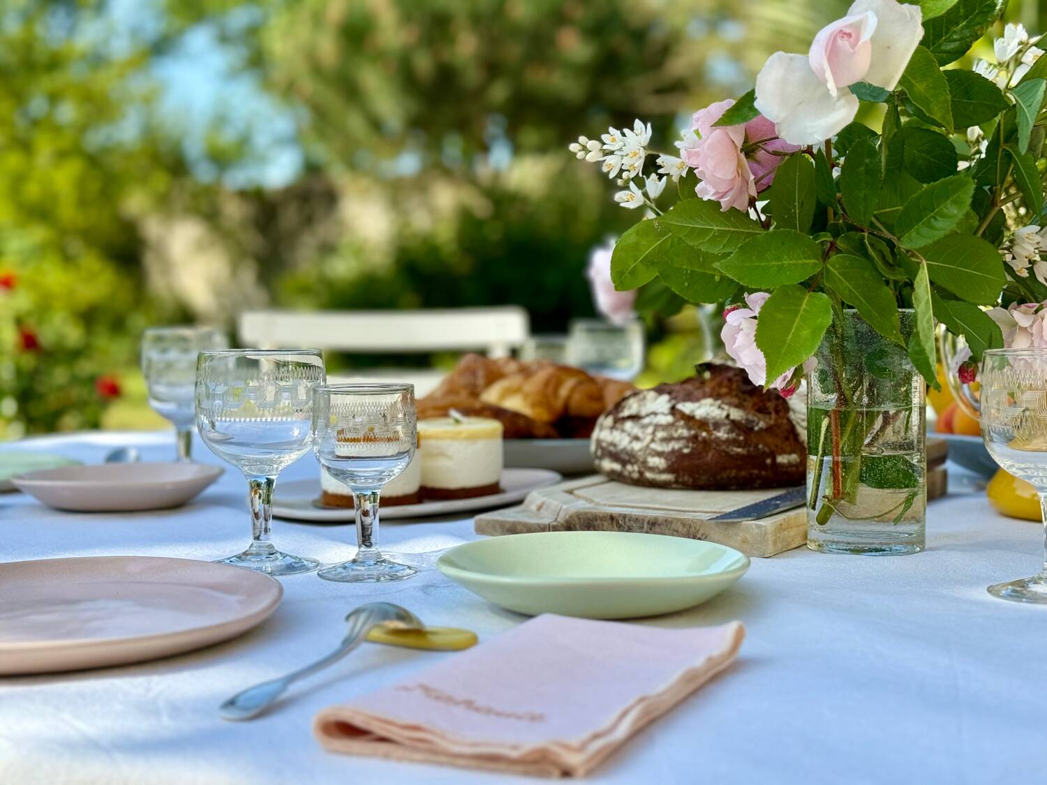 Set of 6 stoneware knife holders