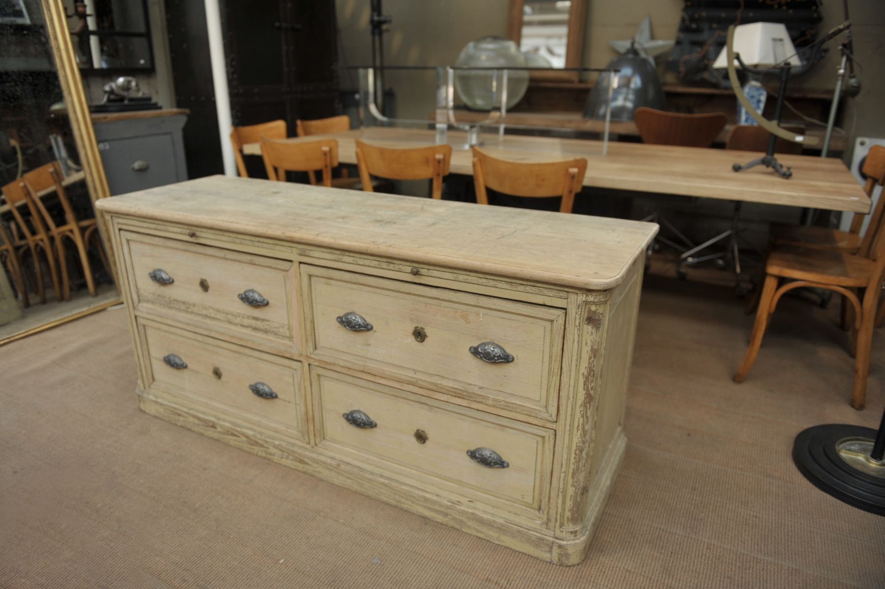 Commodity to 4 antique industrial drawers in 1900s oak