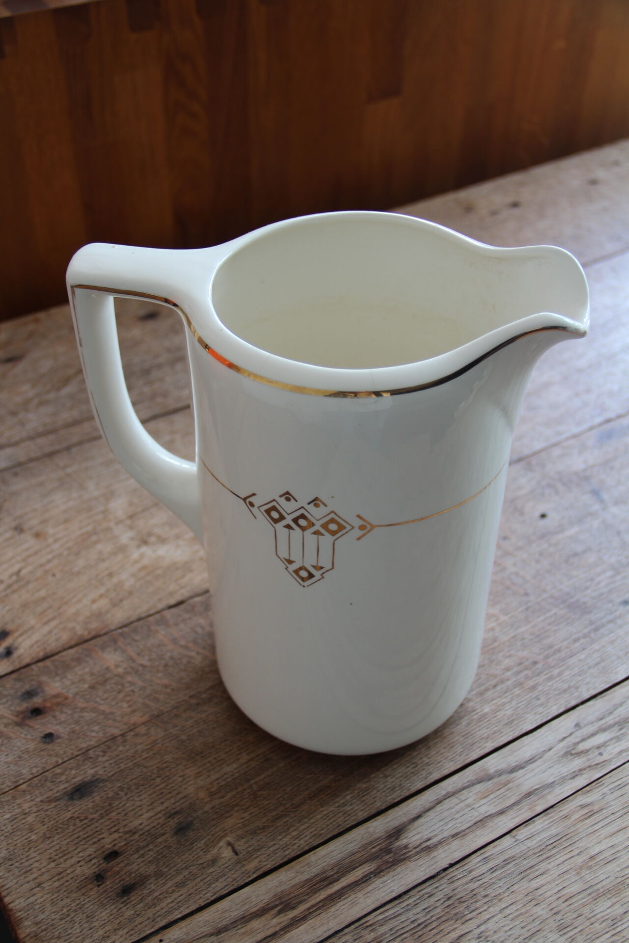 Maastricht ceramic pourer, jug, vase, broc