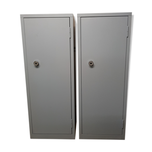 Lot de 2 armoires métalliques